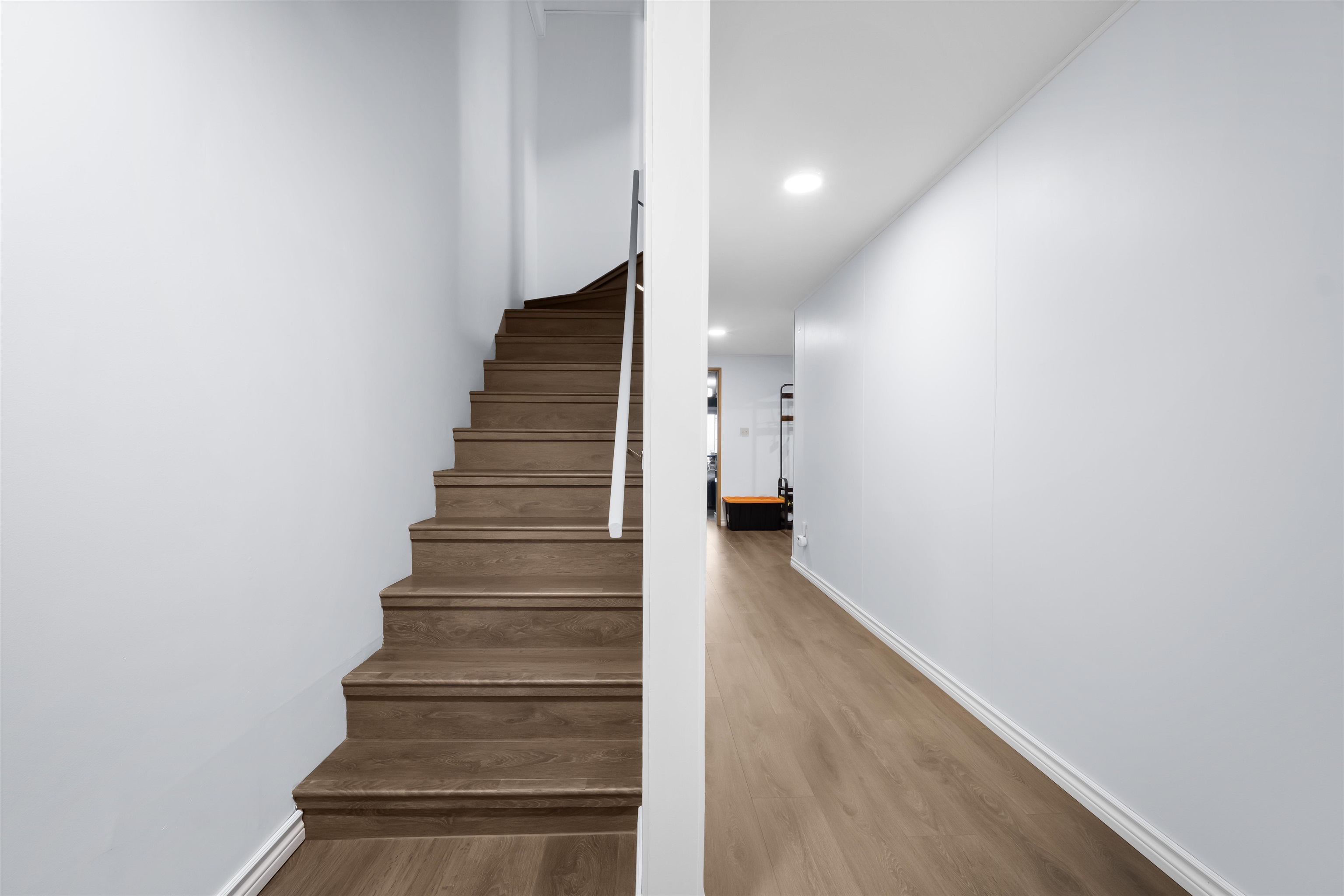 4725 CEDARGLEN PLACE