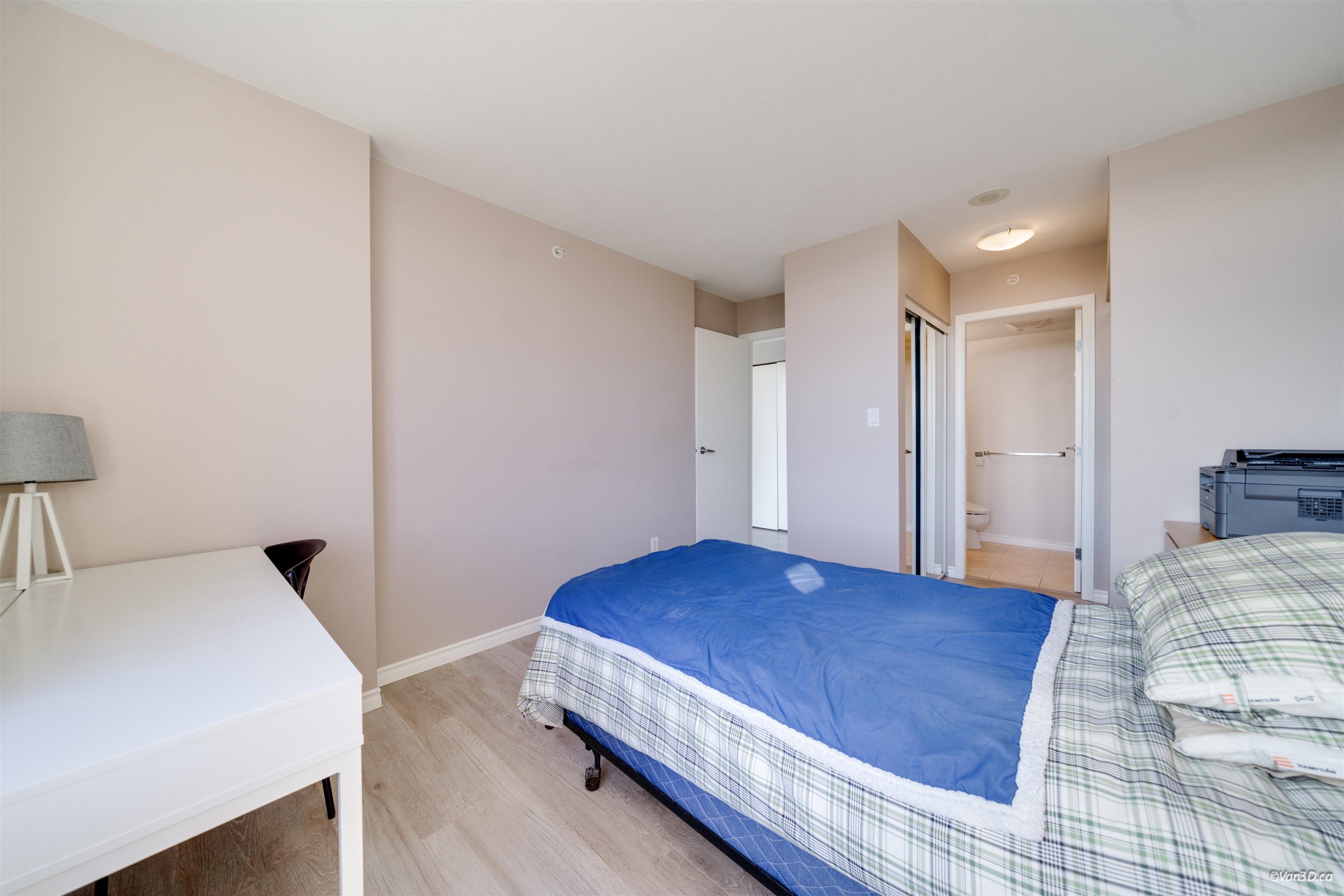 1001 5933 COONEY ROAD Unit: 1001