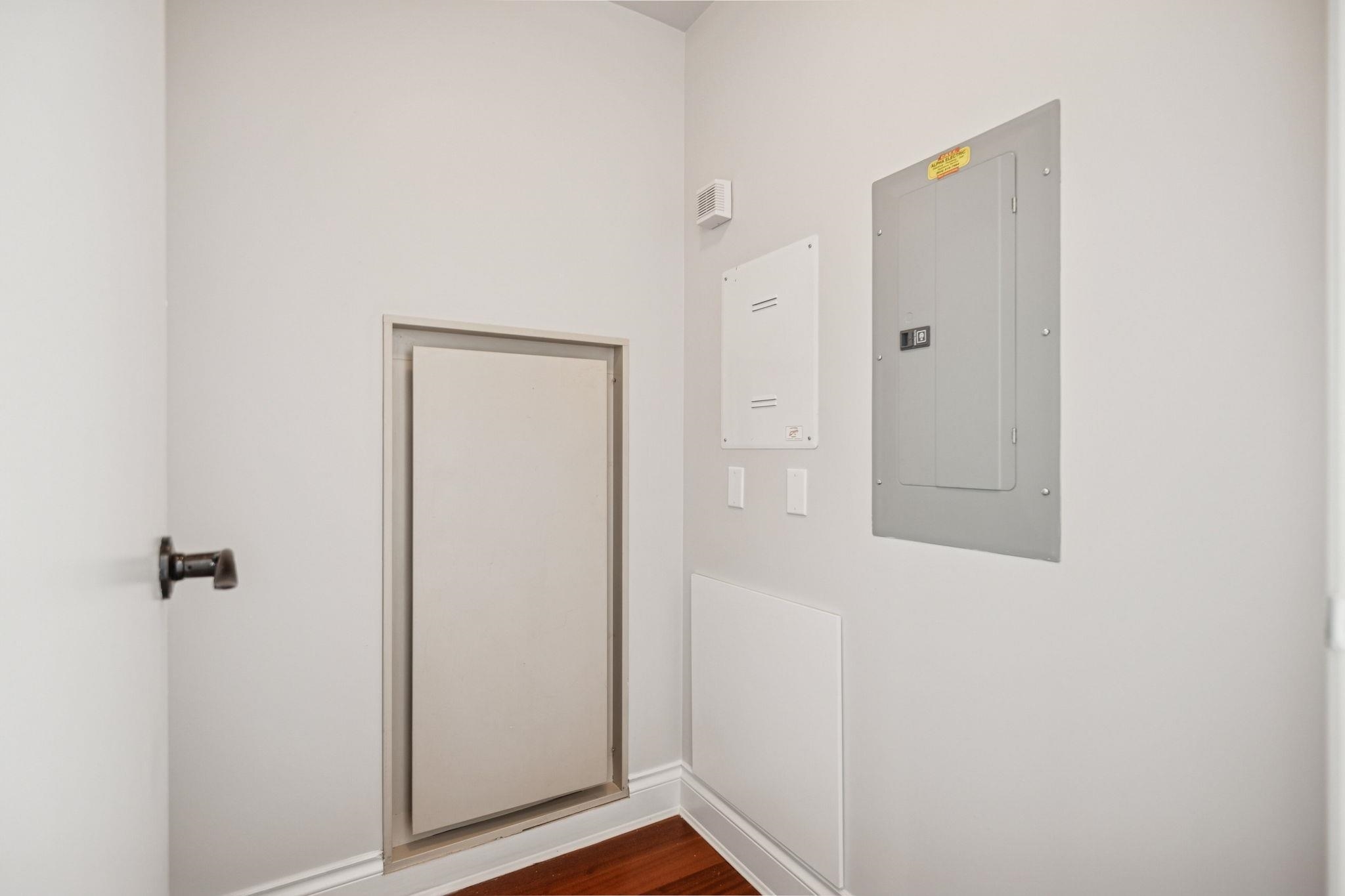 1903 1515 HOMER MEWS Unit: 1903