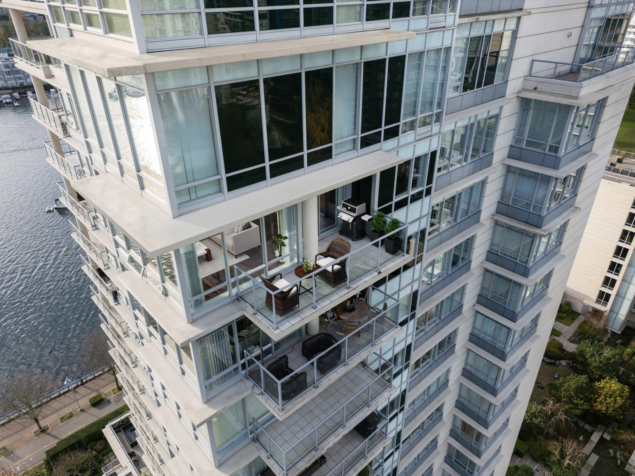 1903 1515 HOMER MEWS Unit: 1903