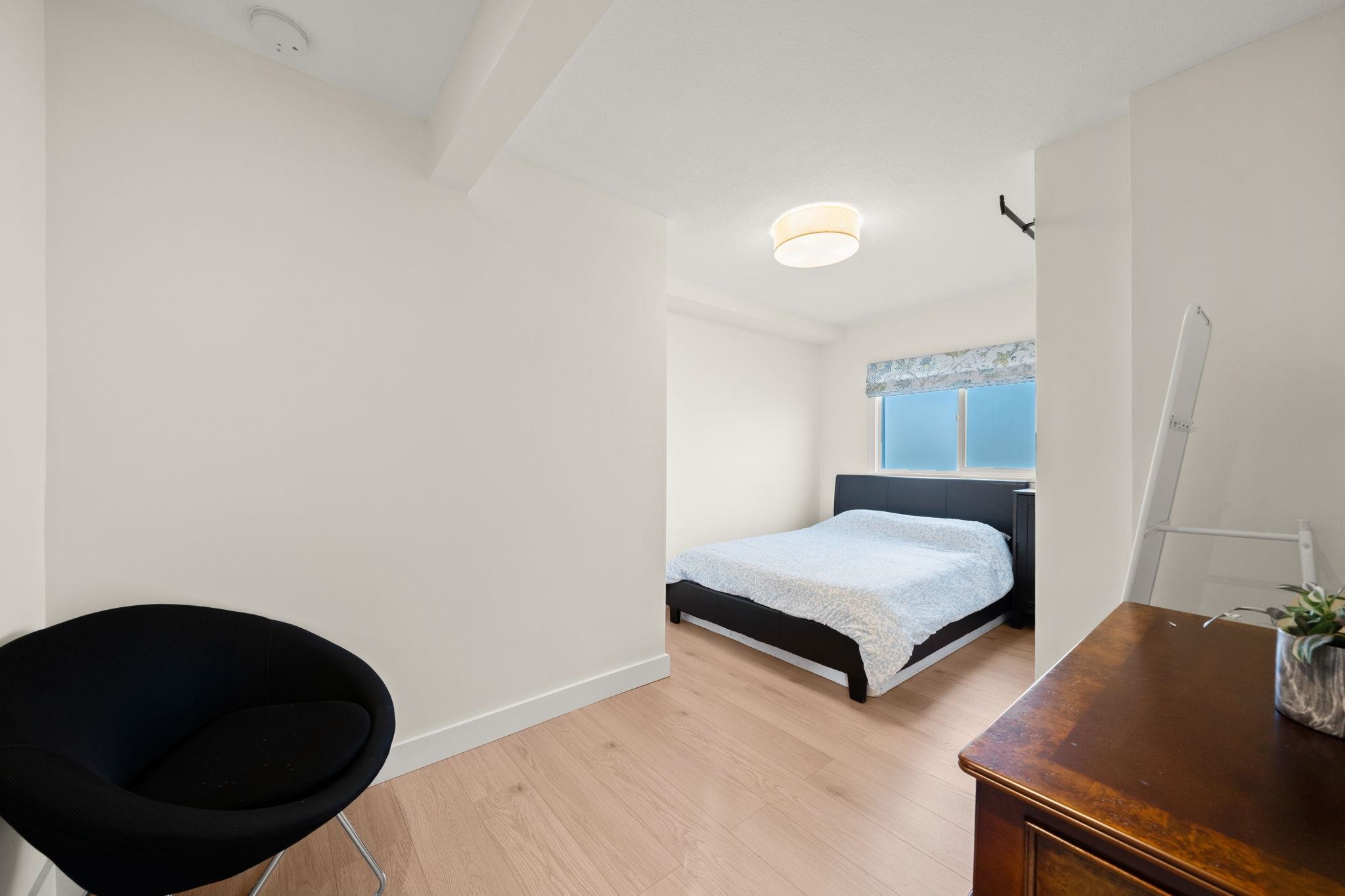 1436 GRAND BOULEVARD