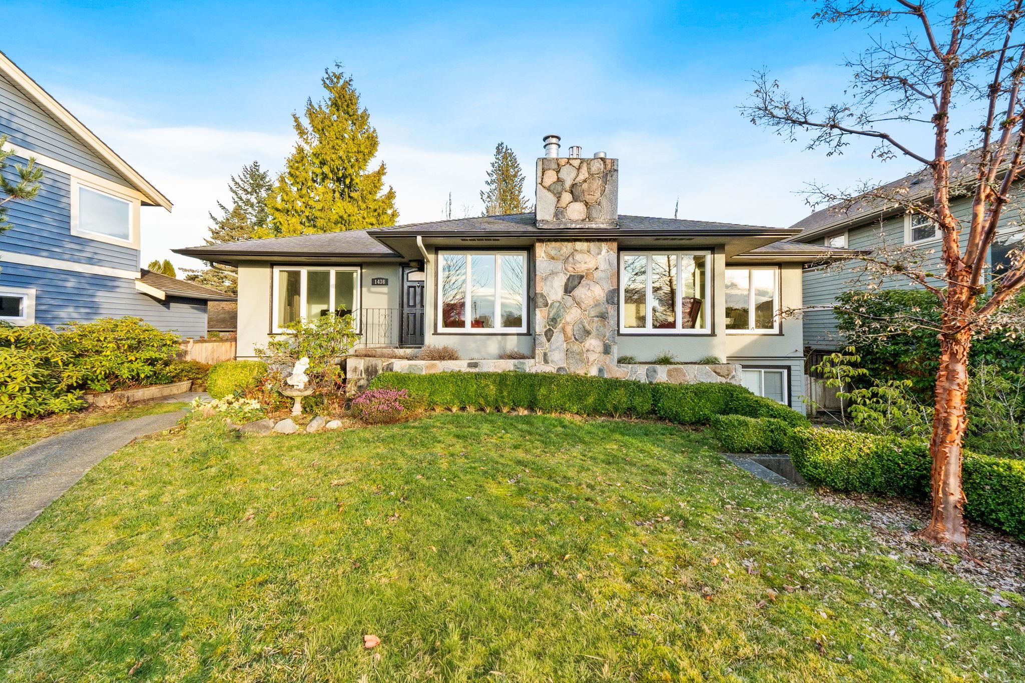 1436 GRAND BOULEVARD