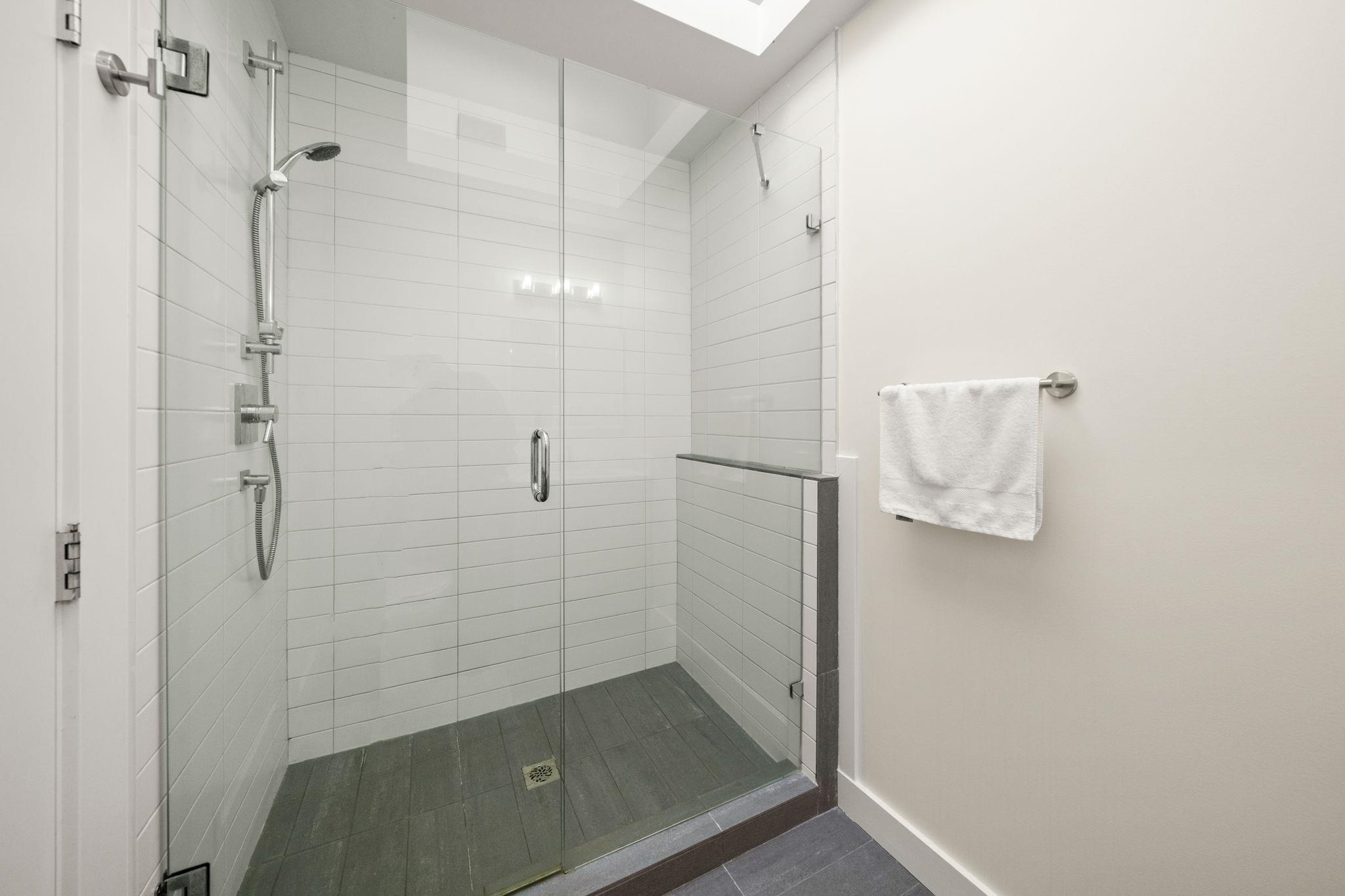 1436 GRAND BOULEVARD