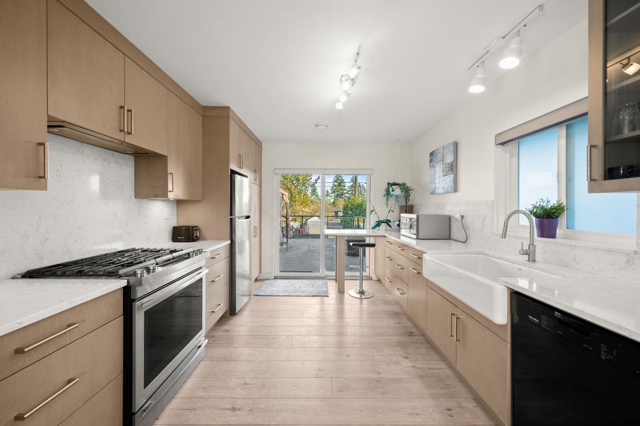 1436 GRAND BOULEVARD