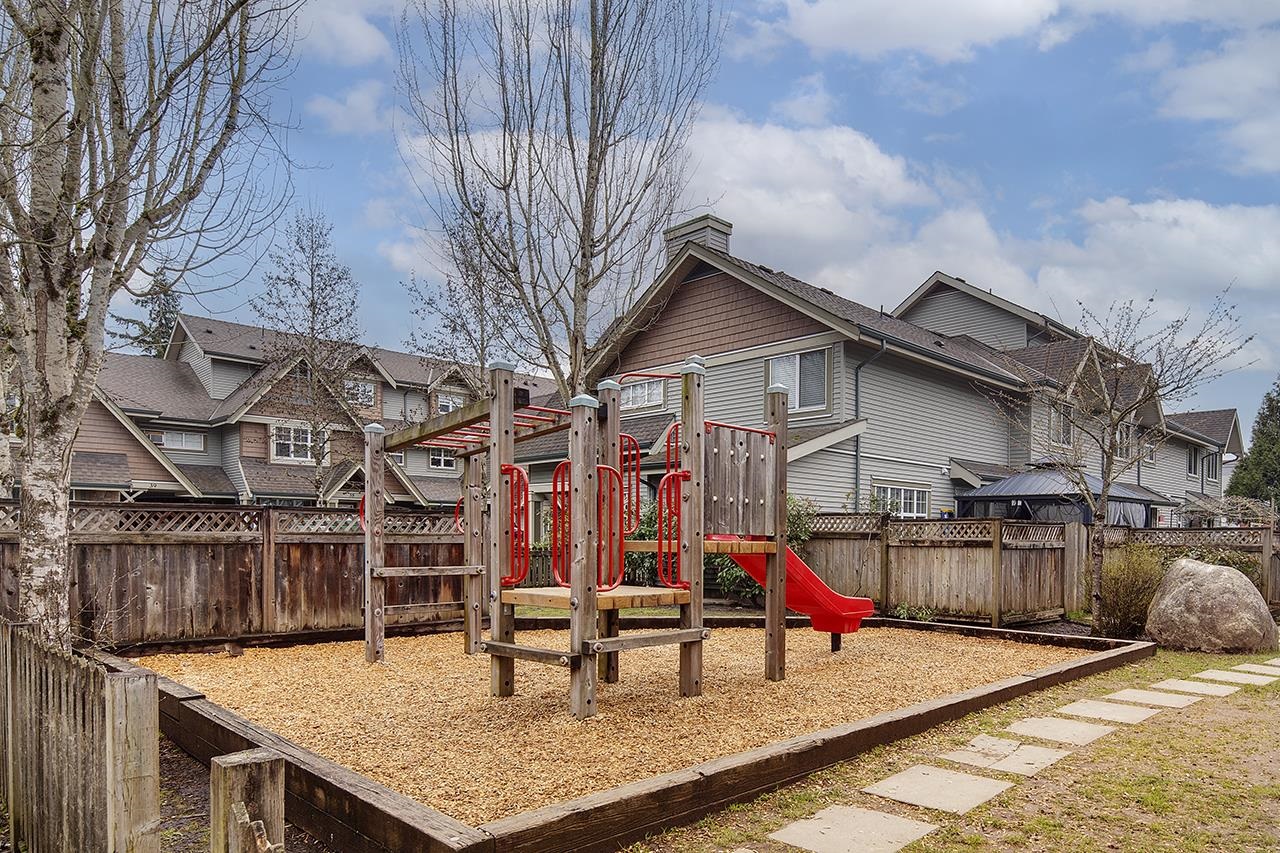 17 22977 116TH AVENUE Unit: 17