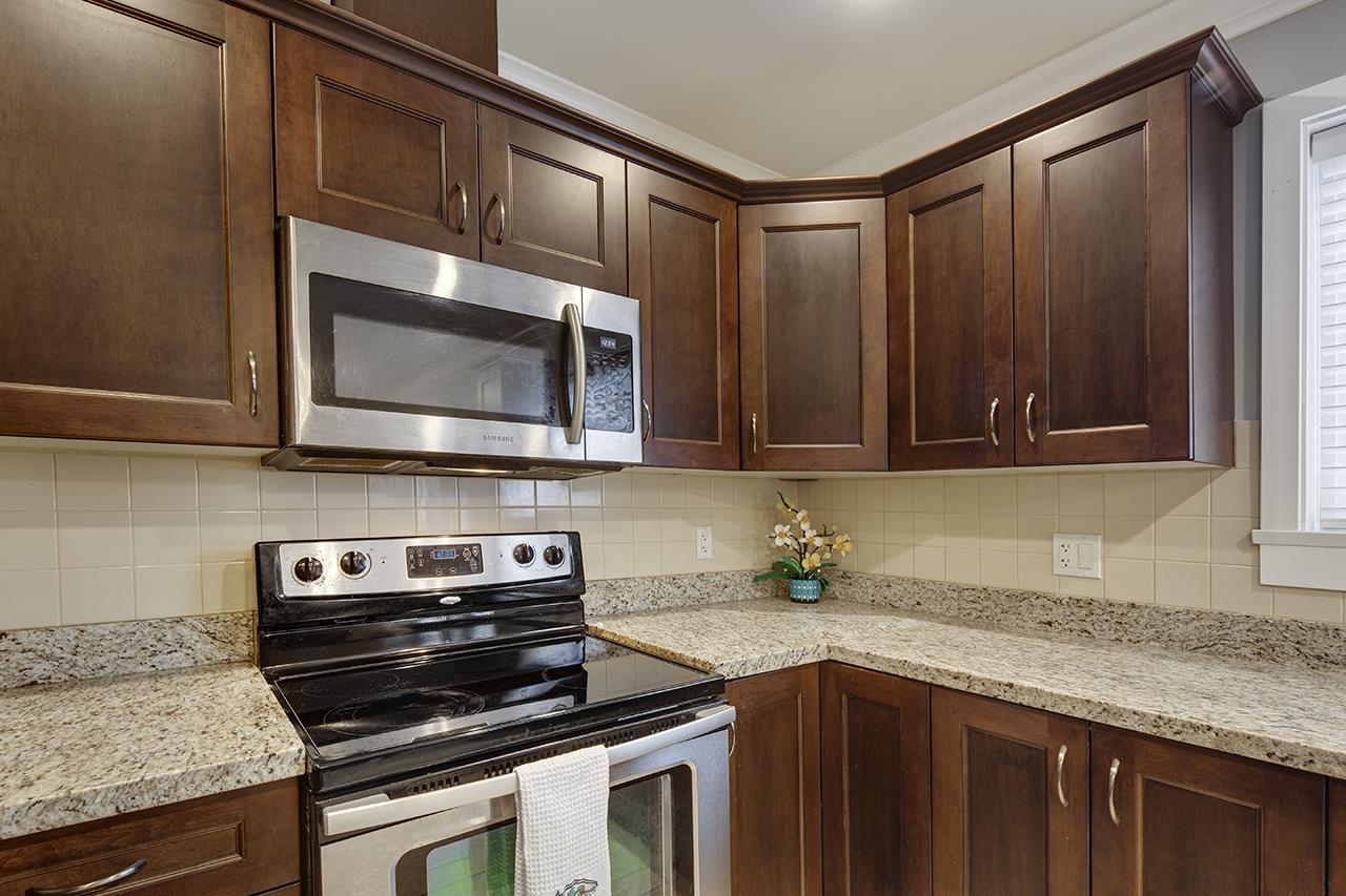 17 22977 116TH AVENUE Unit: 17