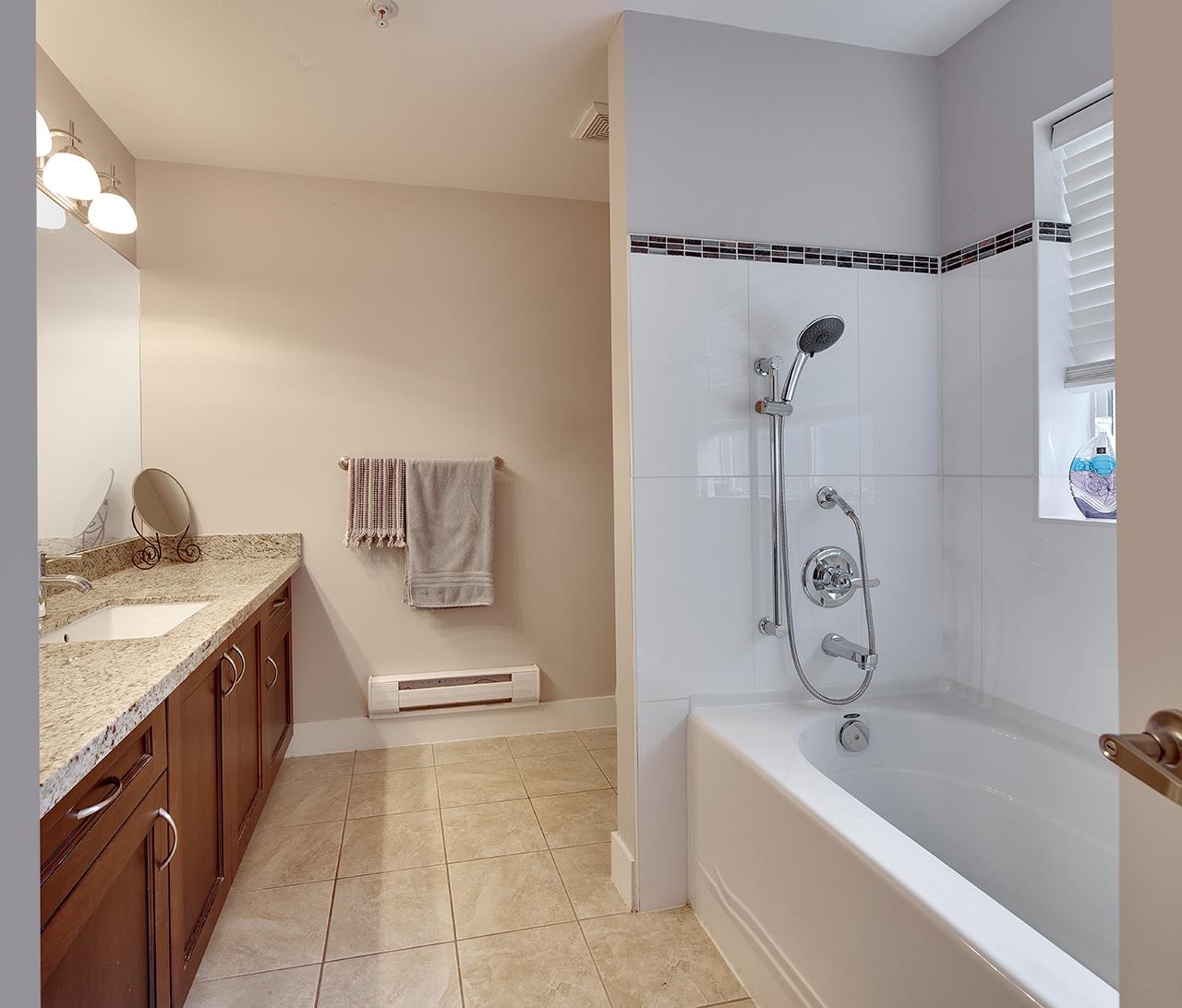17 22977 116TH AVENUE Unit: 17