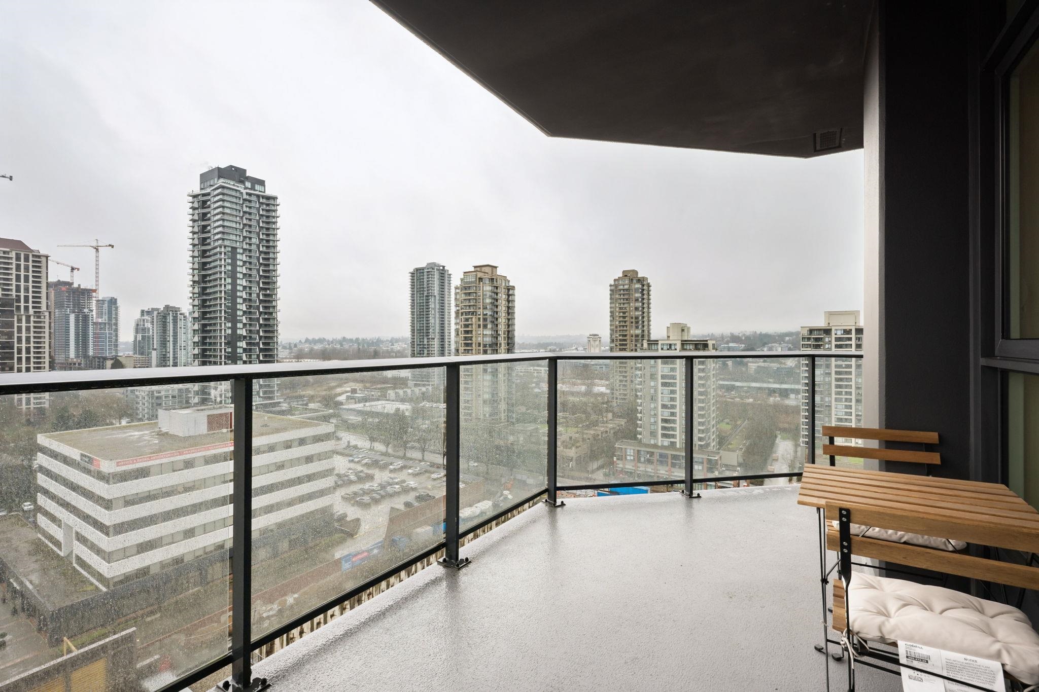 1410 4168 LOUGHEED HIGHWAY Unit: 1410