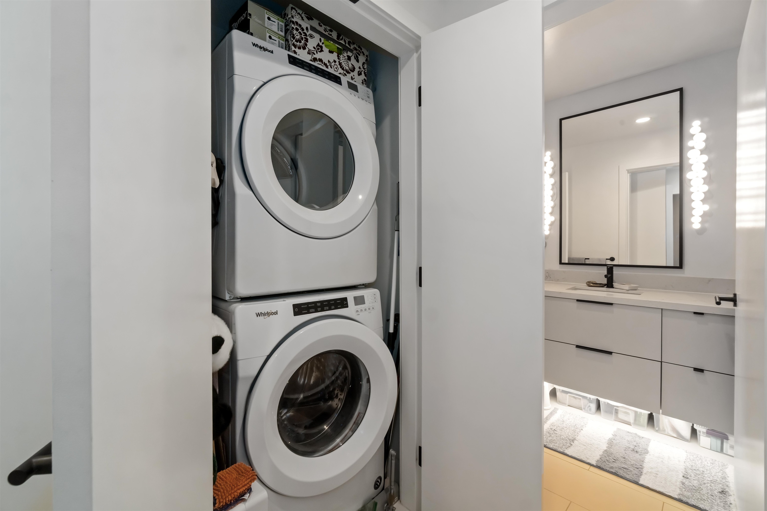 505 3018 ST GEORGE STREET Unit: 505
