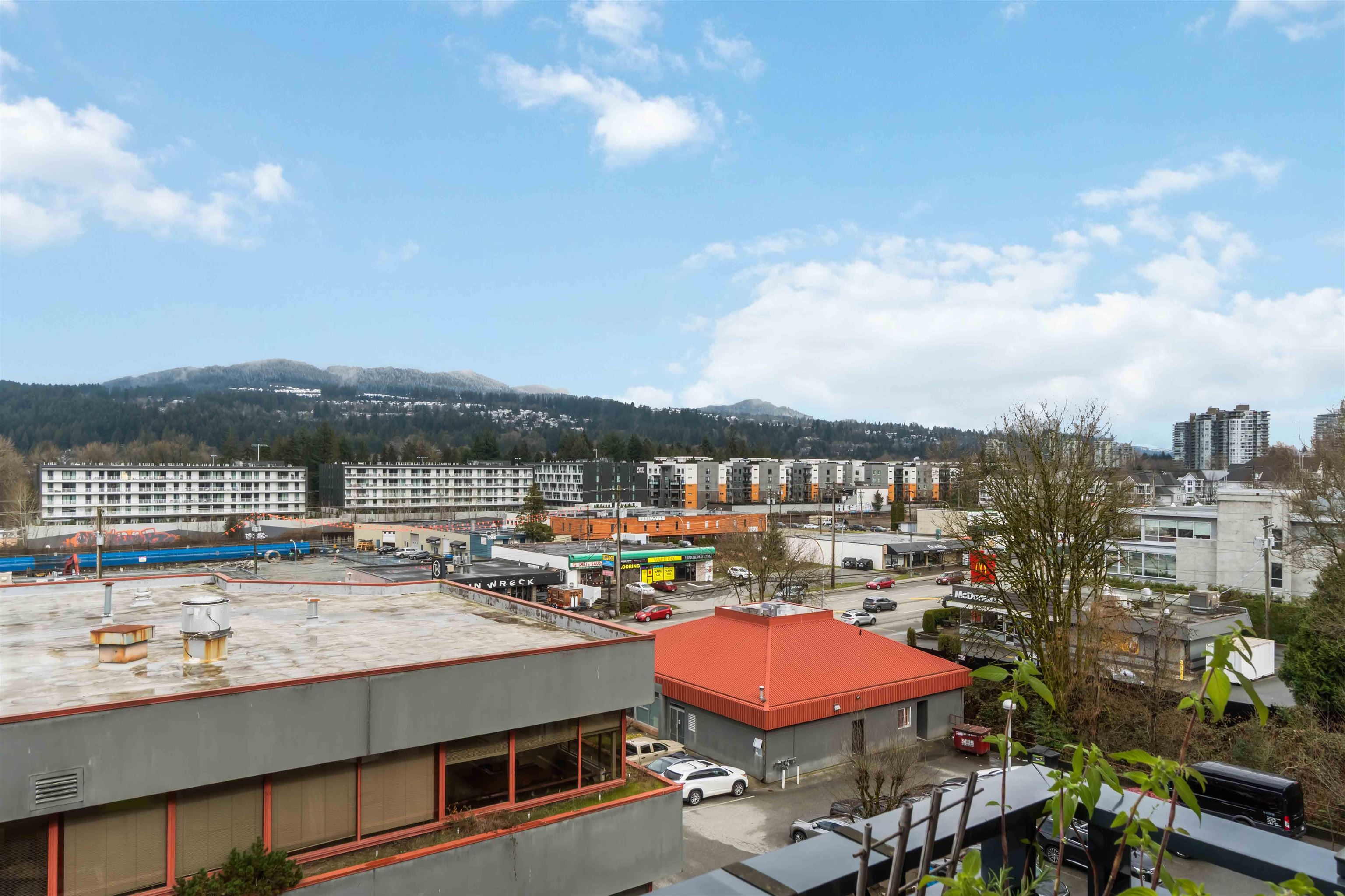 505 3018 ST GEORGE STREET Unit: 505