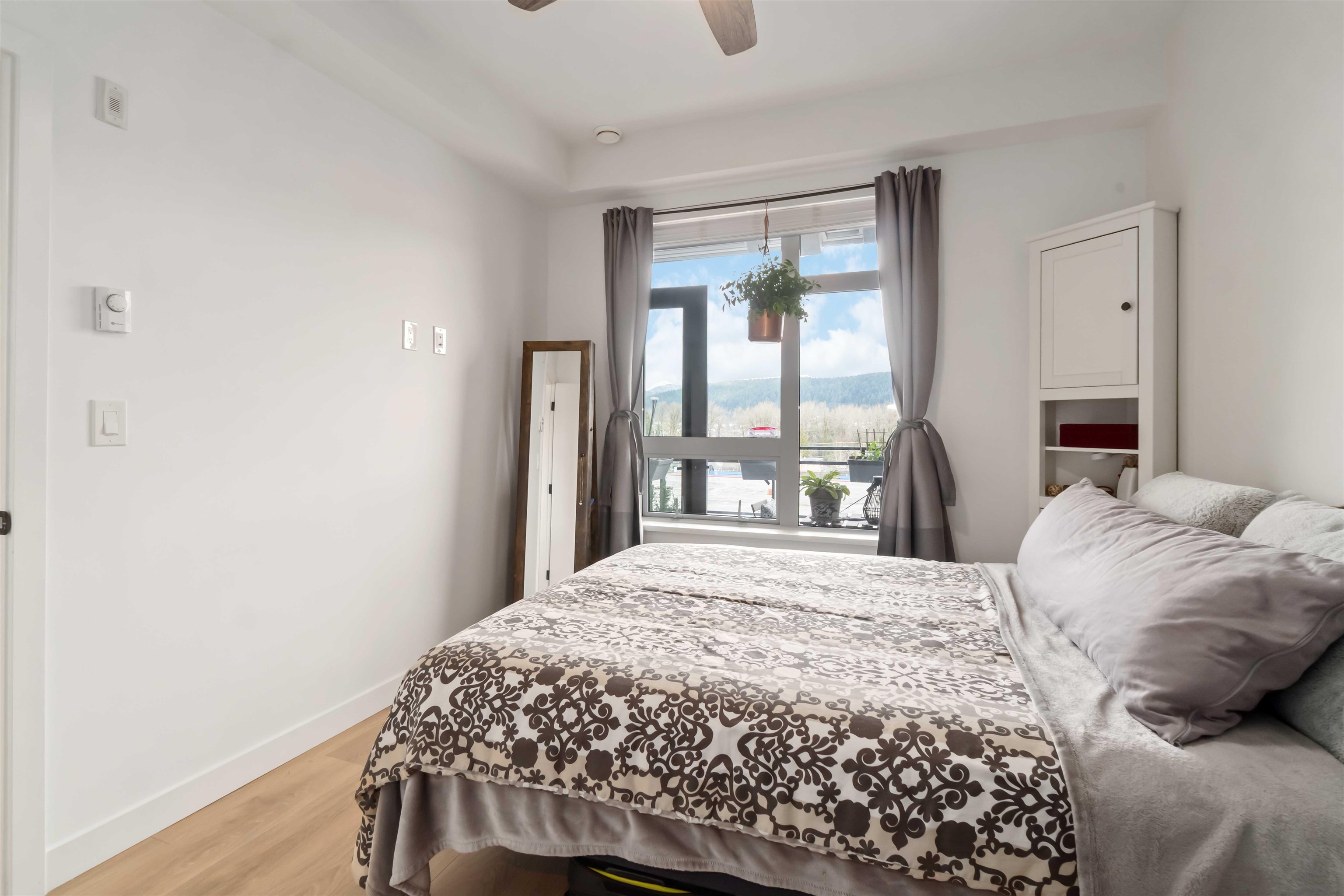 505 3018 ST GEORGE STREET Unit: 505