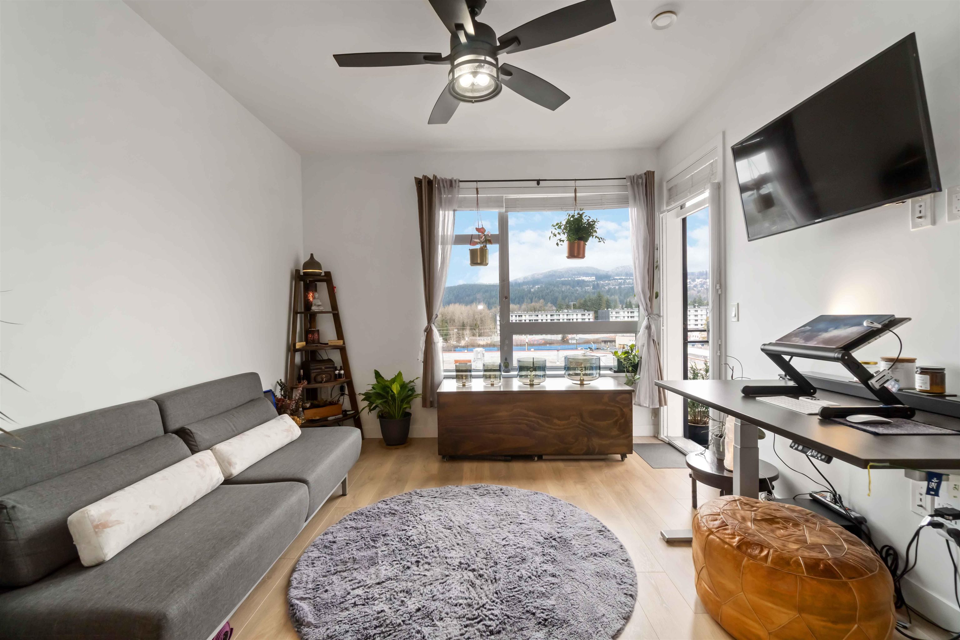 505 3018 ST GEORGE STREET Unit: 505