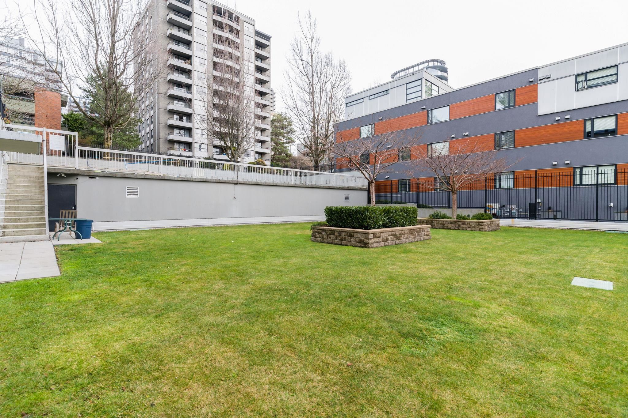 1204 1330 HARWOOD STREET Unit: 1204