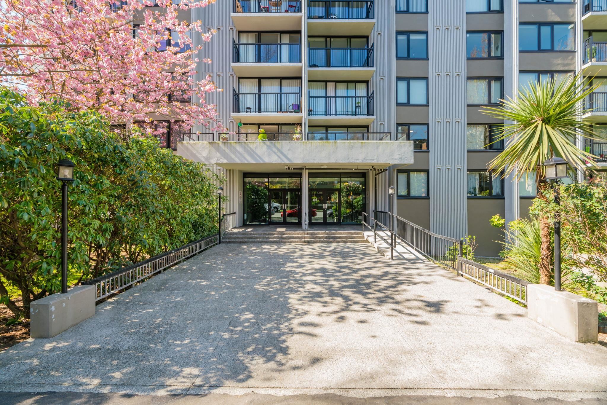 1204 1330 HARWOOD STREET Unit: 1204