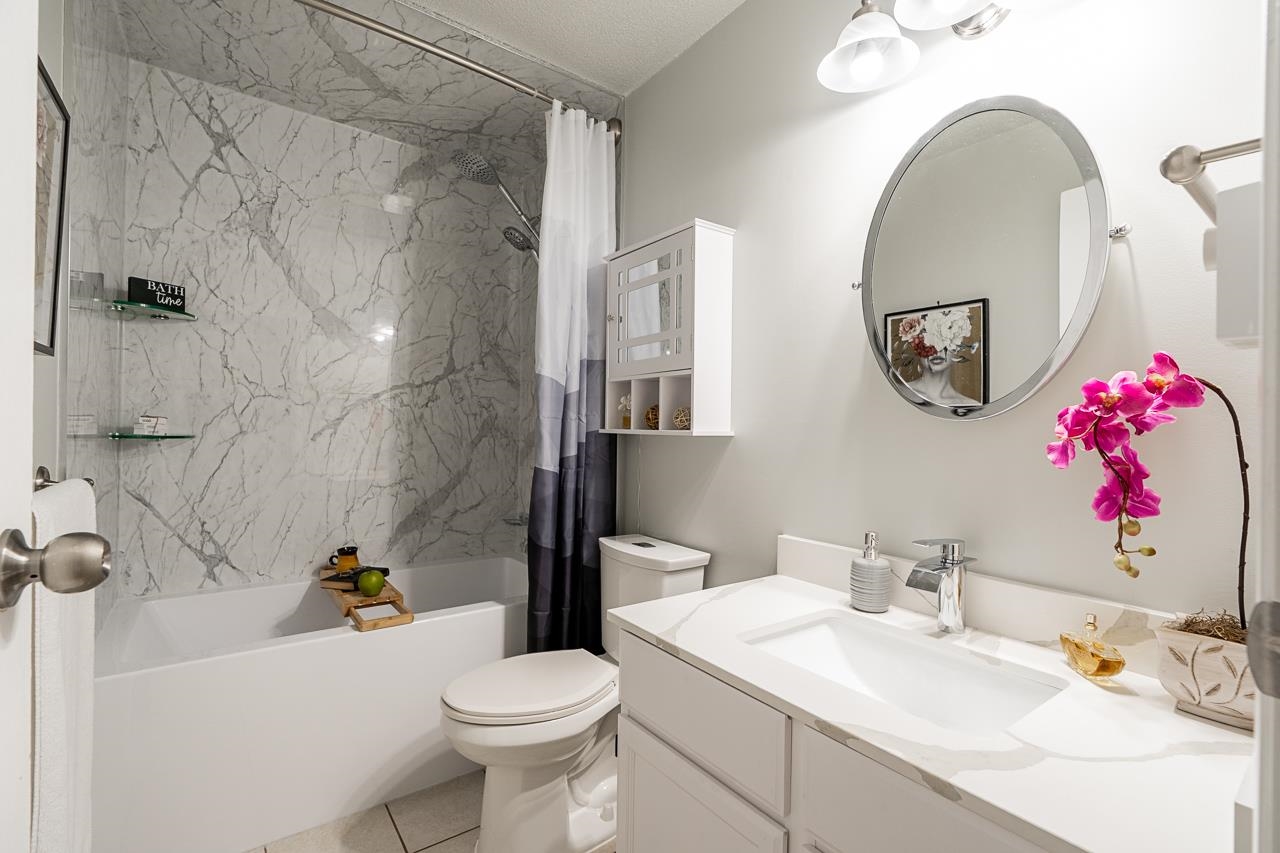 9 3190 TAHSIS AVENUE Unit: 9