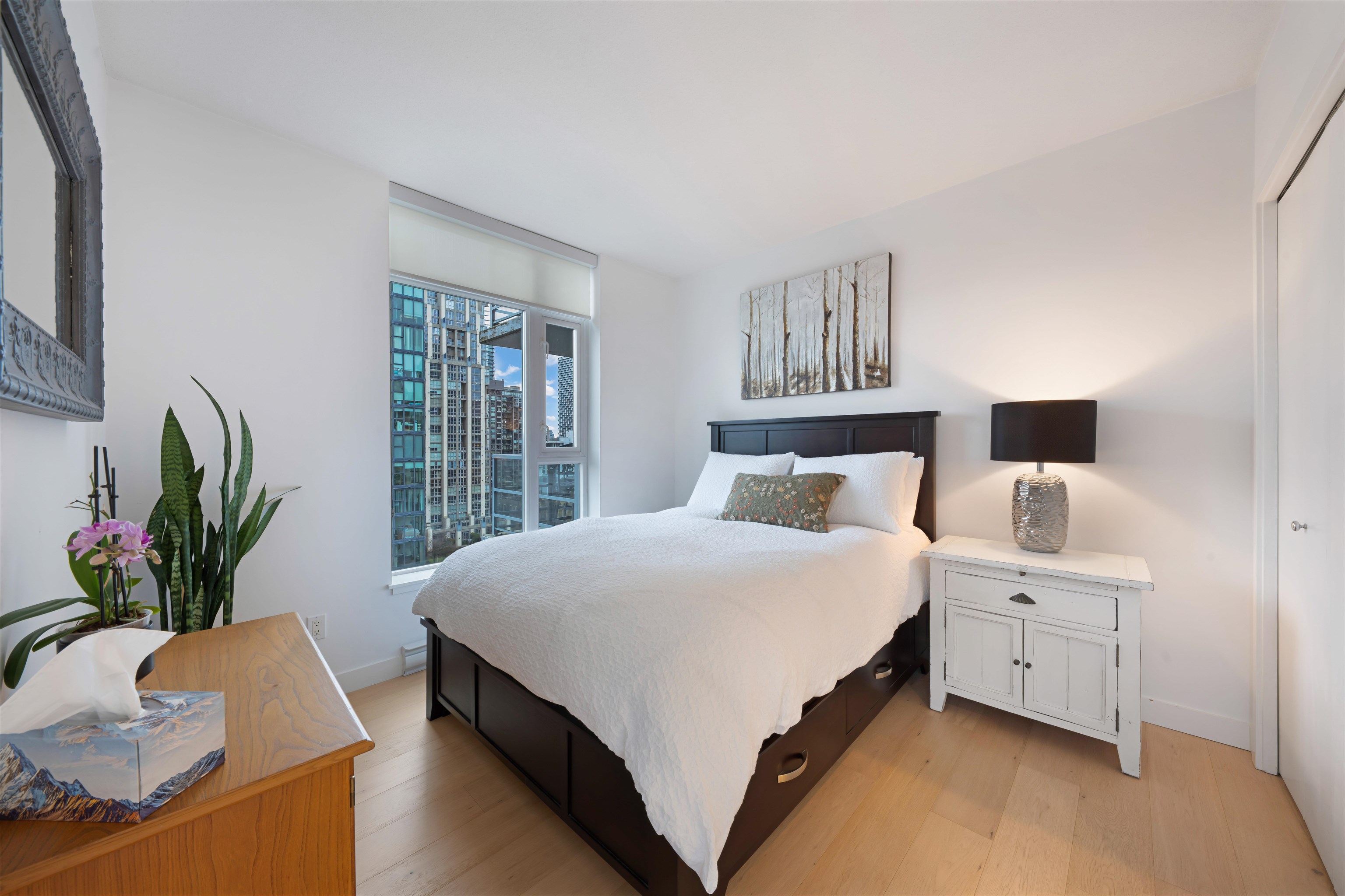 1305 1133 HOMER STREET Unit: 1305