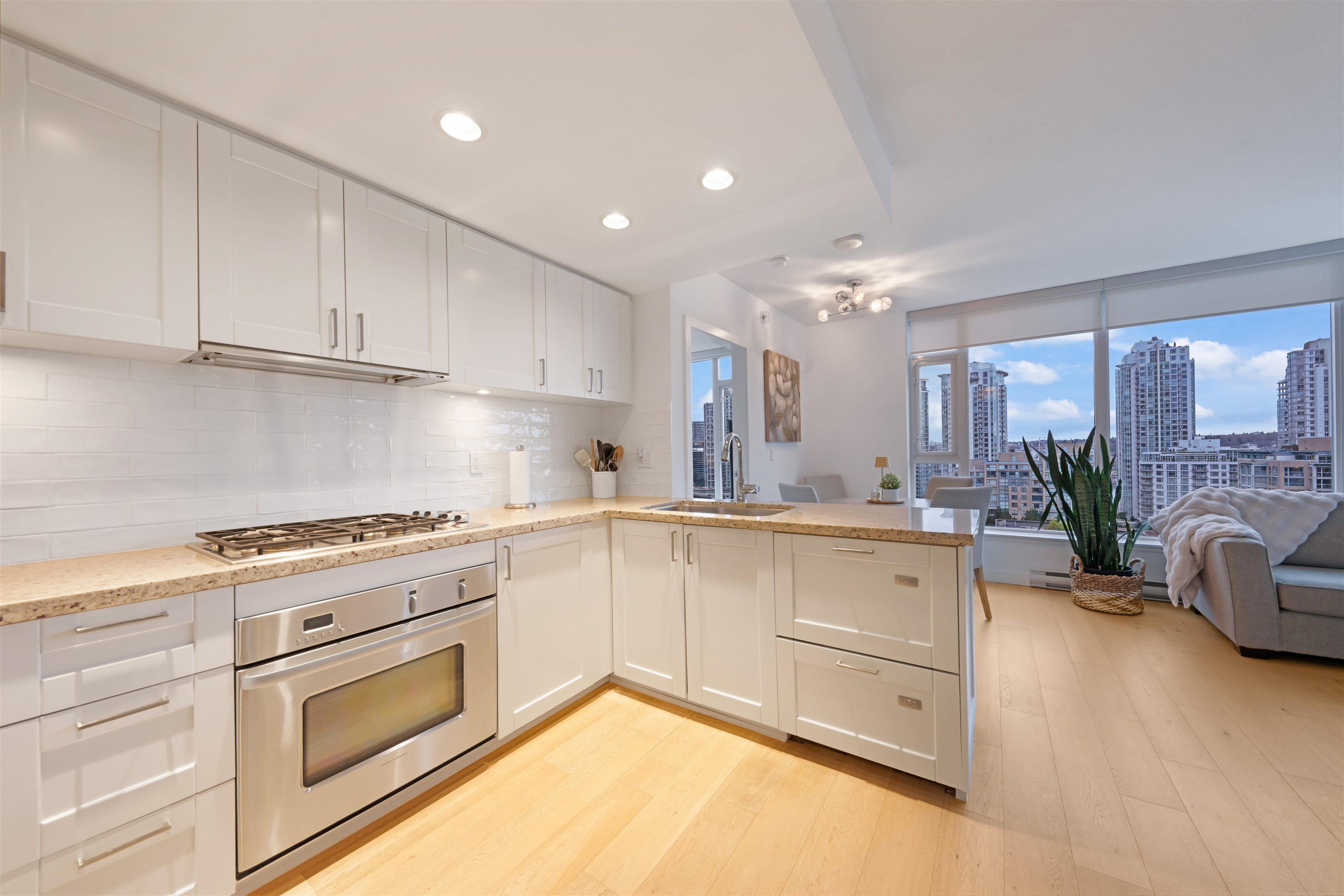 1305 1133 HOMER STREET Unit: 1305
