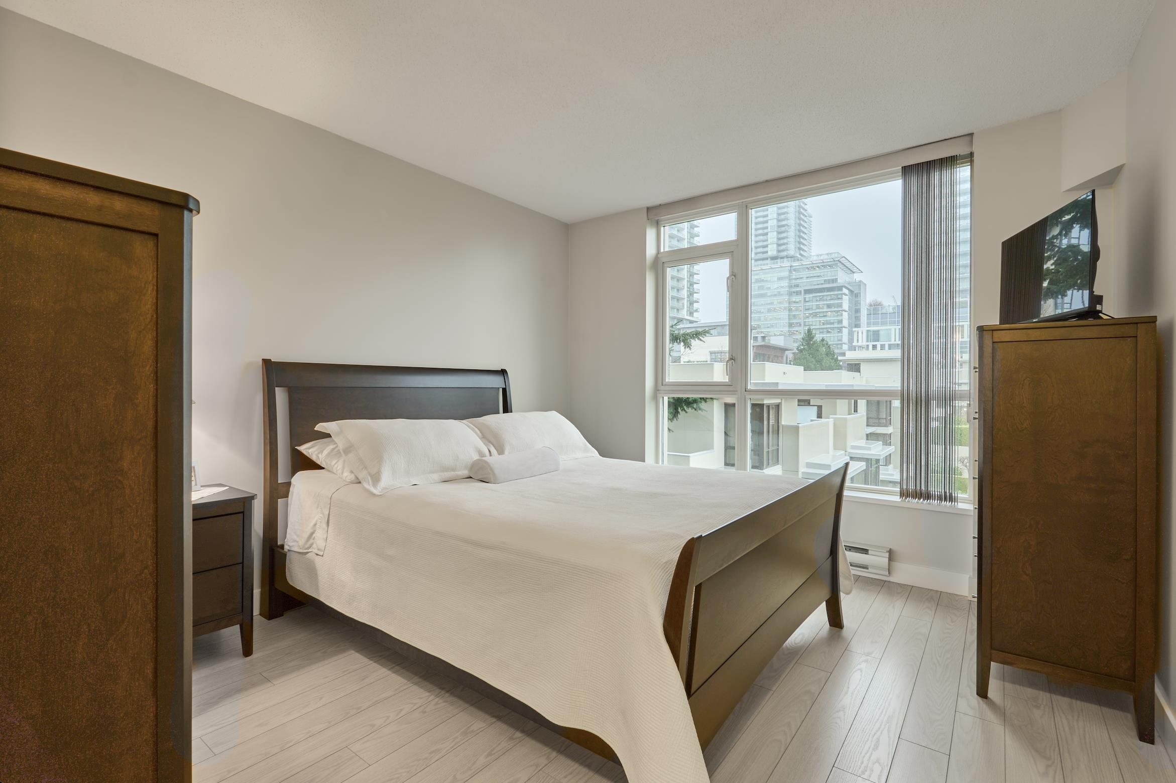 401 2138 MADISON AVENUE Unit: 401