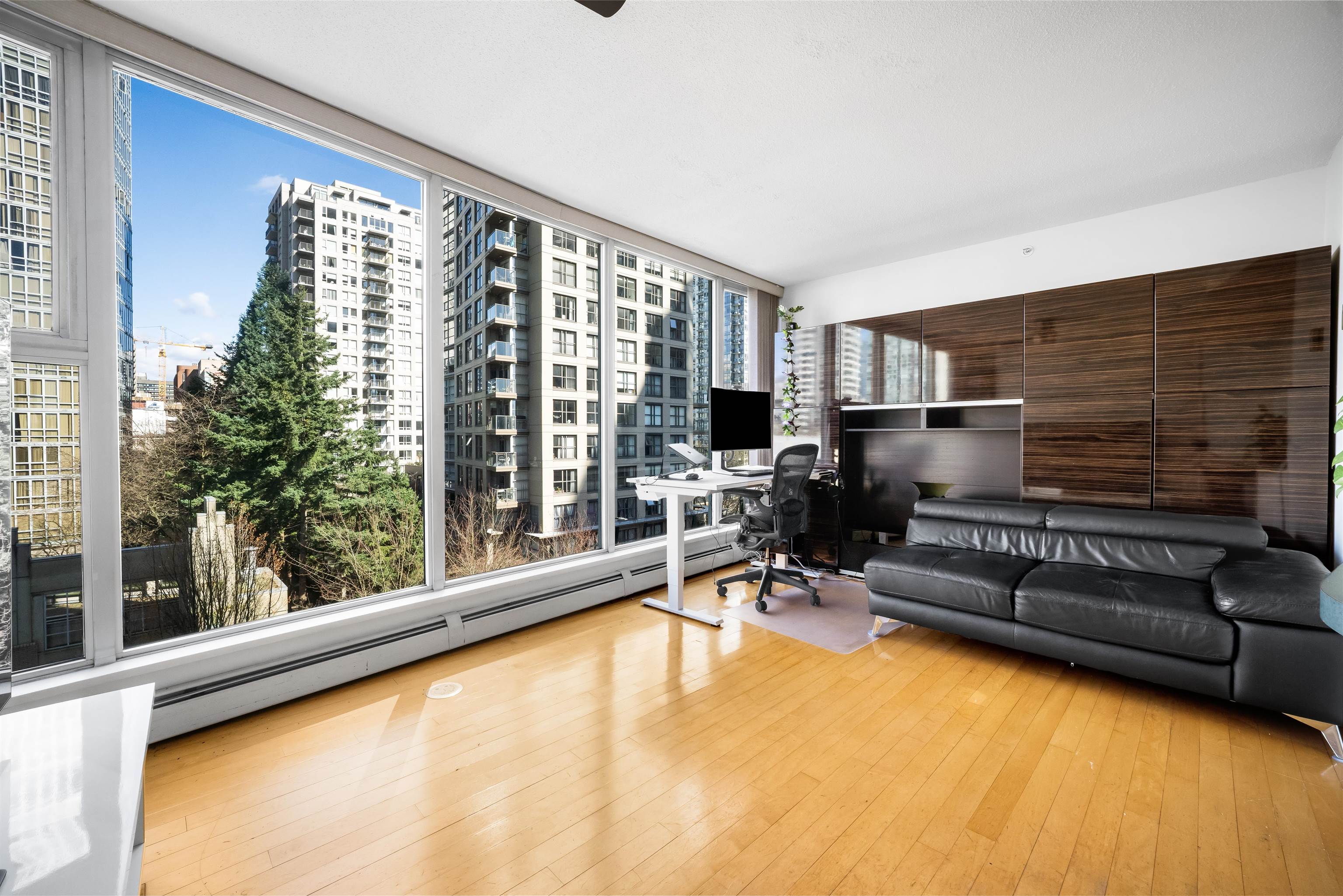 702 1008 CAMBIE STREET Unit: 702