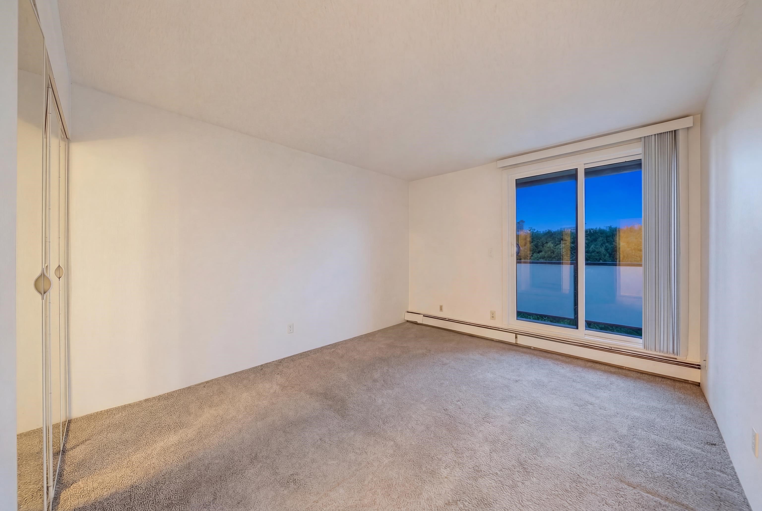 207 3663 W 16 AVENUE Unit: 207