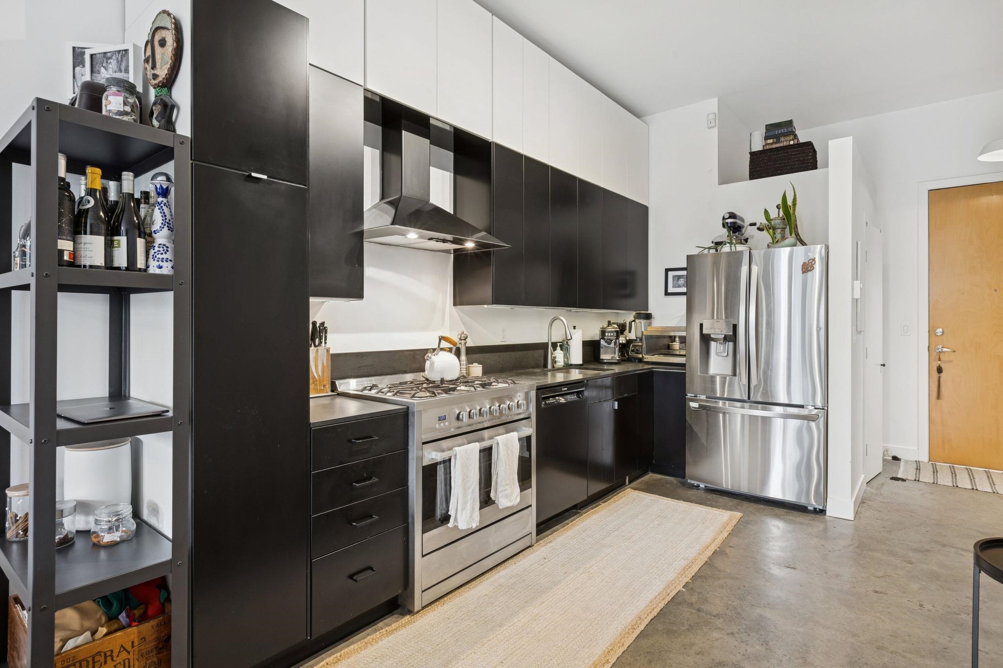 10 2156 W 12TH AVENUE Unit: 10