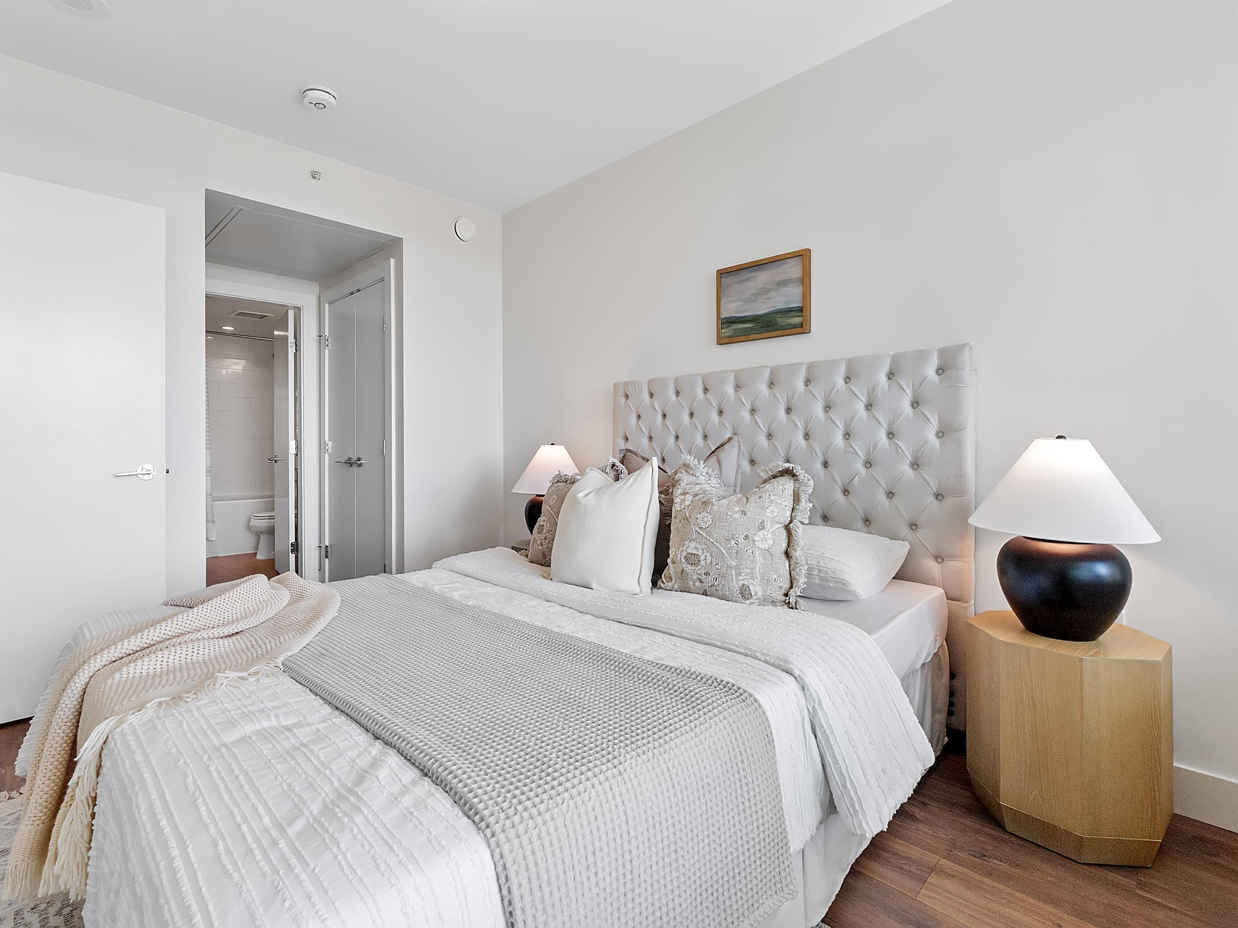 612 258 NELSON'S COURT Unit: 612