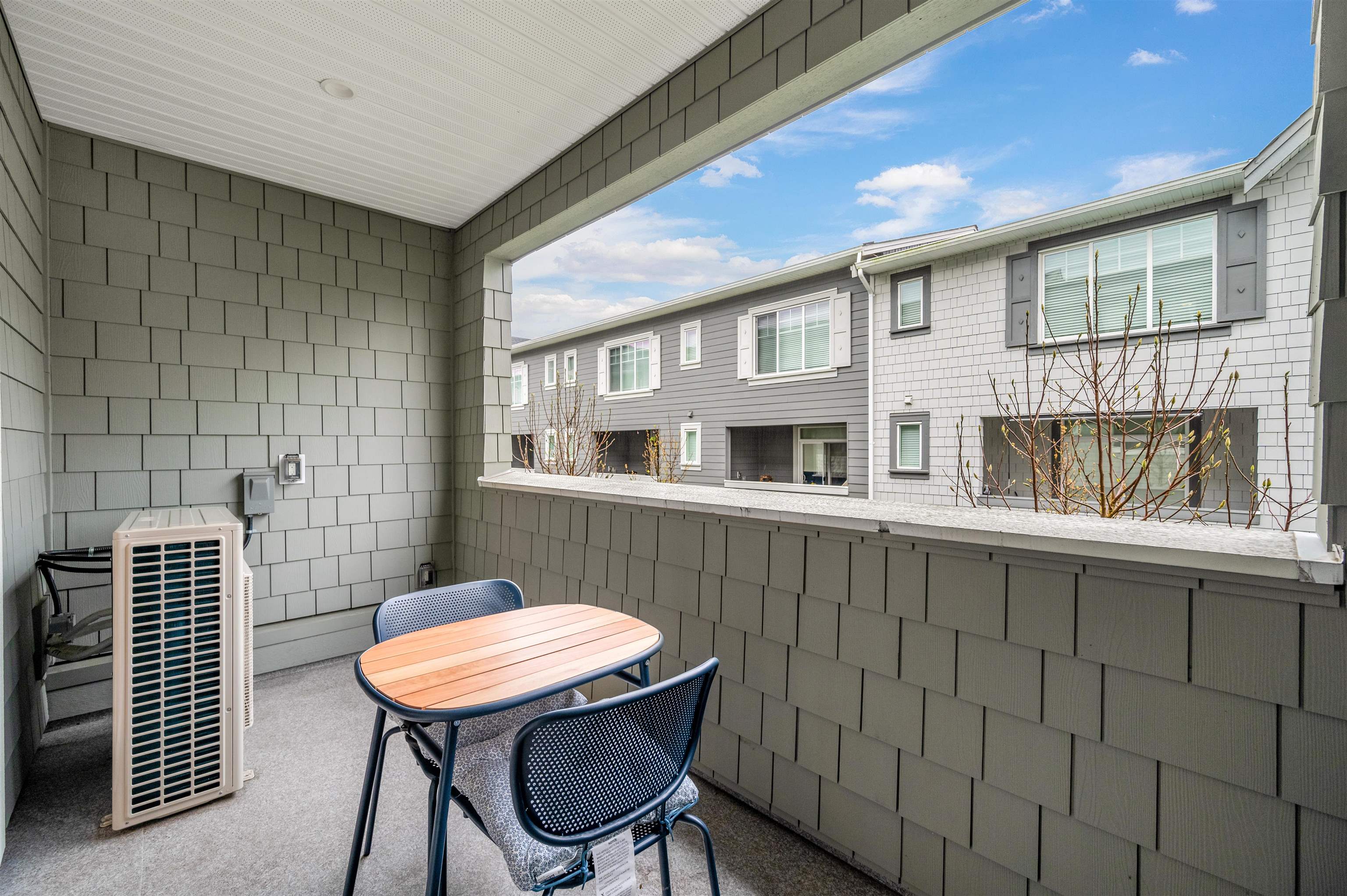 60 15487 99A AVENUE Unit: 60