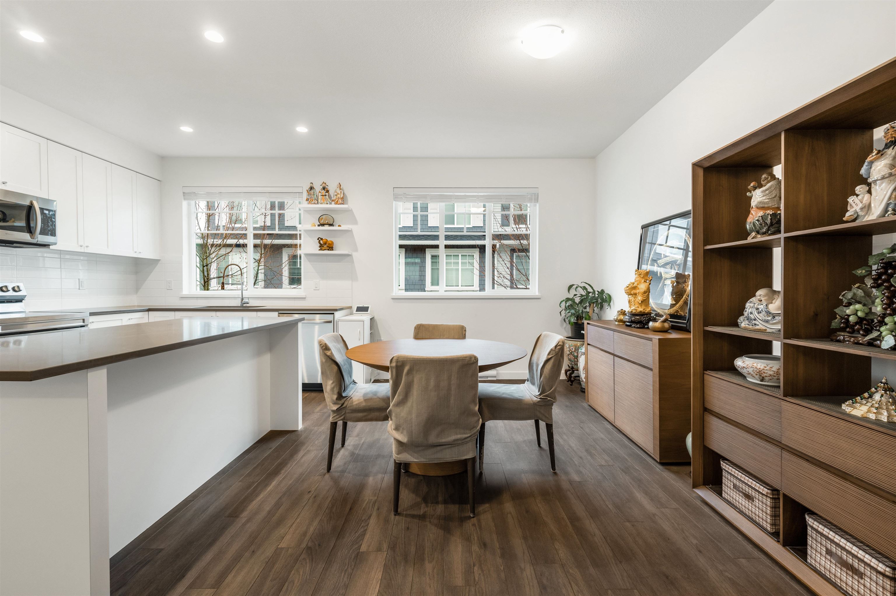 60 15487 99A AVENUE Unit: 60