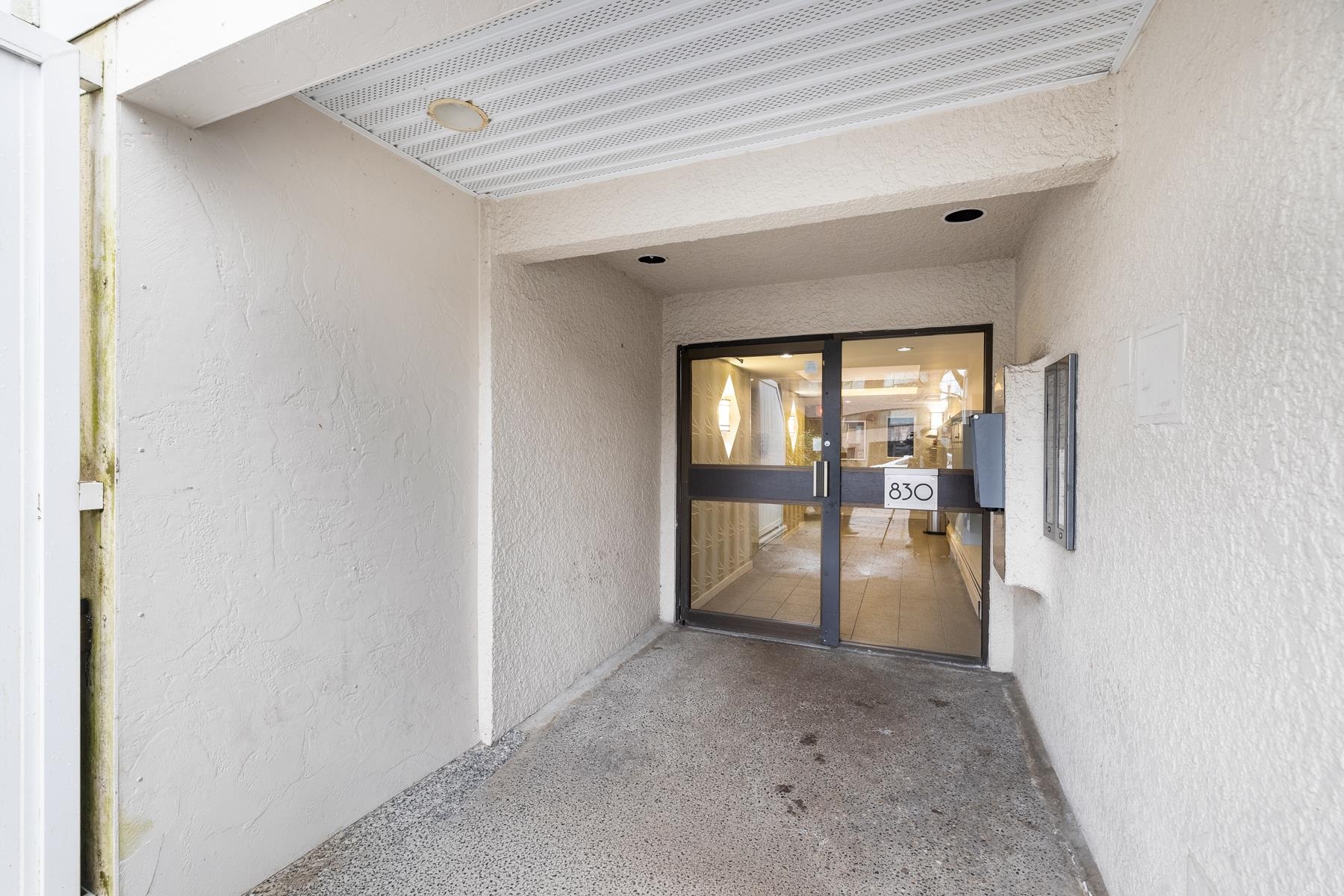 201 830 E 7TH AVENUE Unit: 201