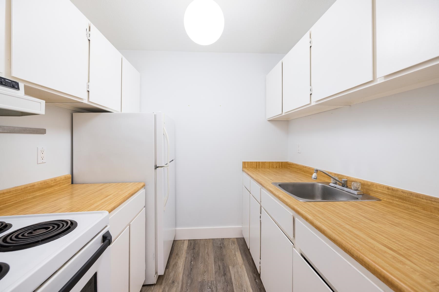 201 830 E 7TH AVENUE Unit: 201