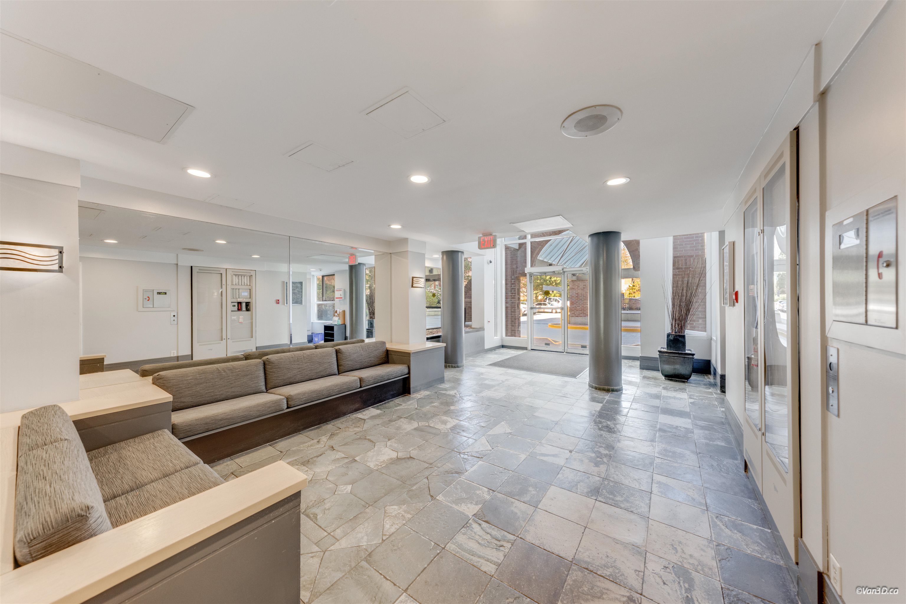 1502 1250 QUAYSIDE DRIVE Unit: 1502