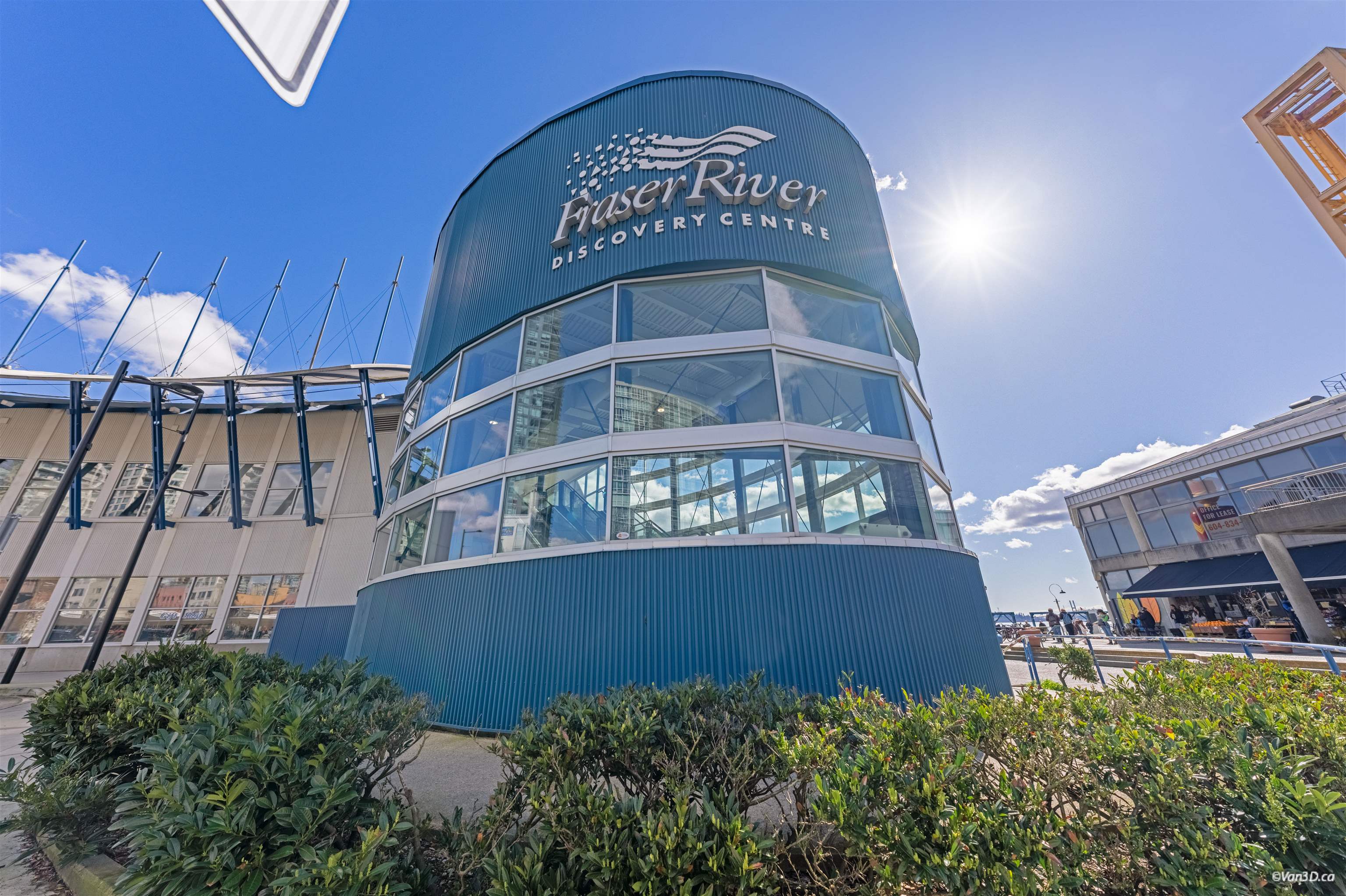 1502 1250 QUAYSIDE DRIVE Unit: 1502