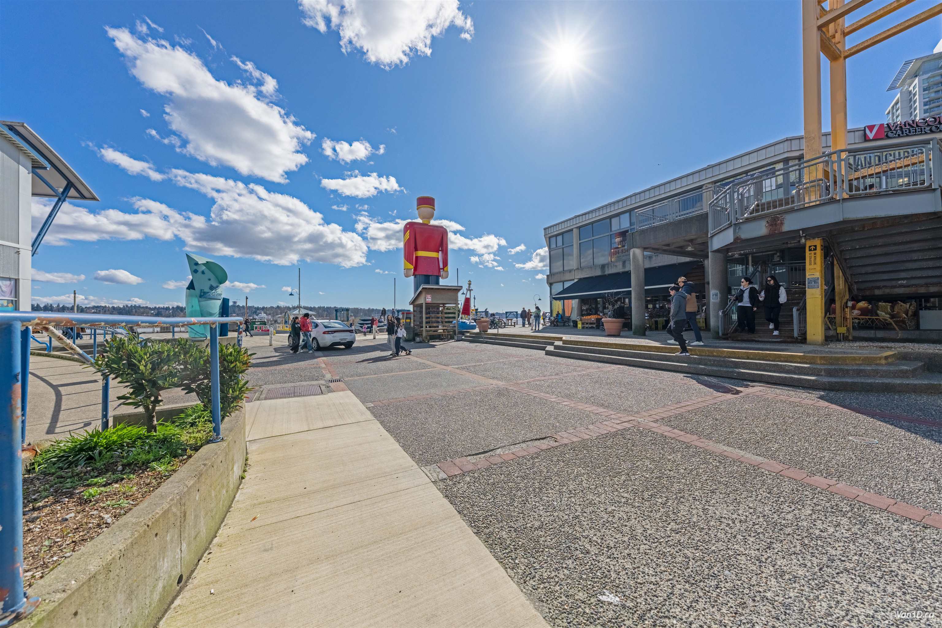 1502 1250 QUAYSIDE DRIVE Unit: 1502