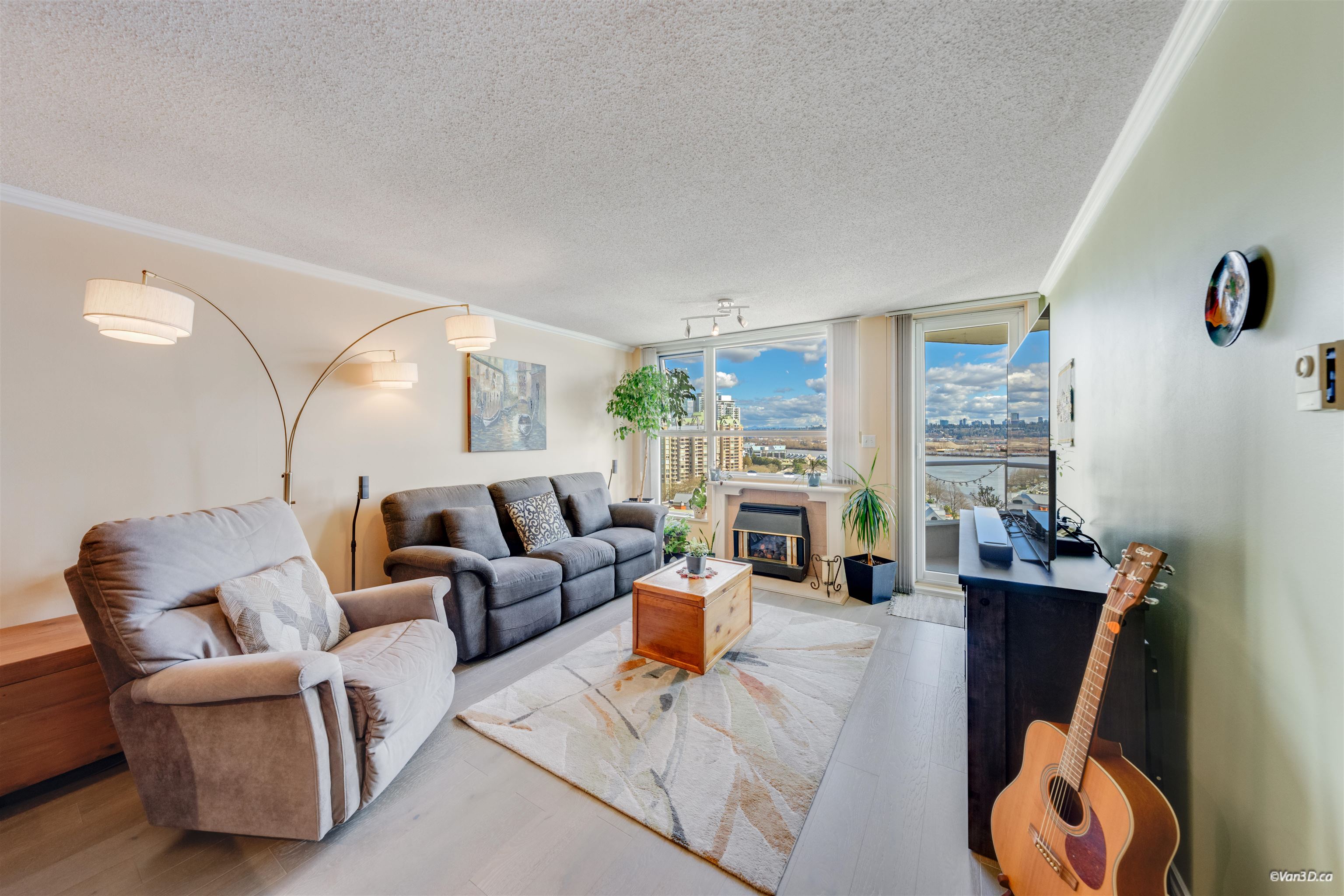 1502 1250 QUAYSIDE DRIVE Unit: 1502