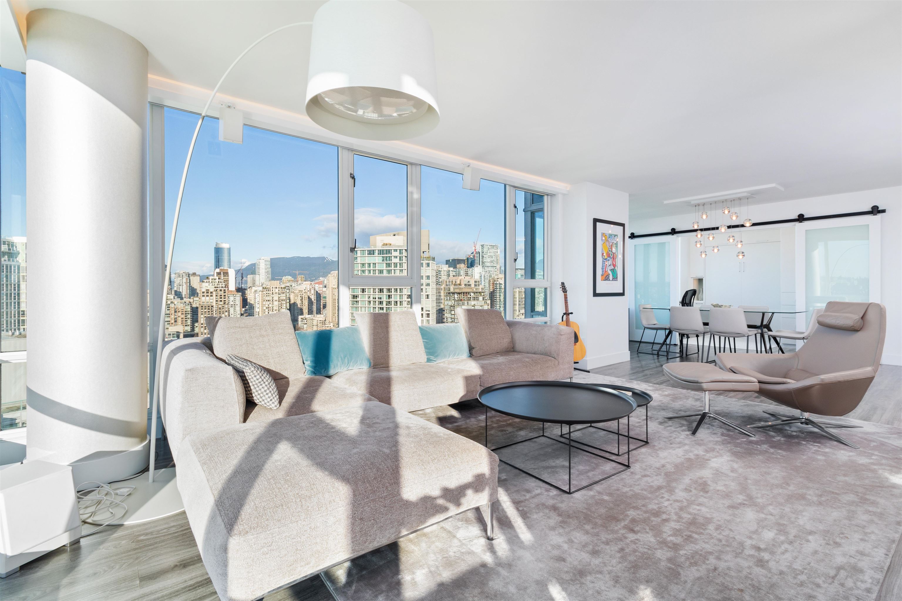 3307 1033 MARINASIDE CRESCENT Unit: 3307