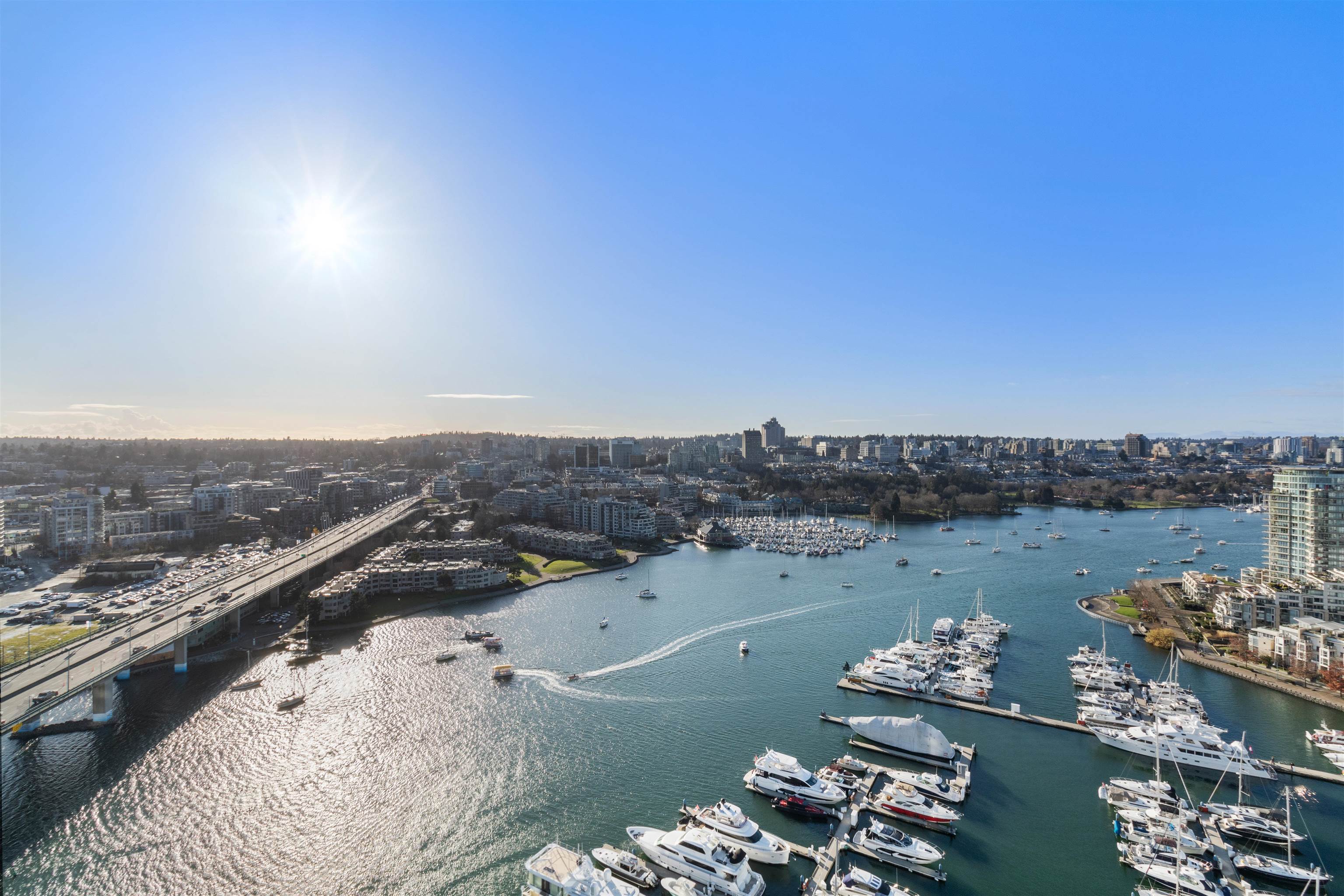 3307 1033 MARINASIDE CRESCENT Unit: 3307