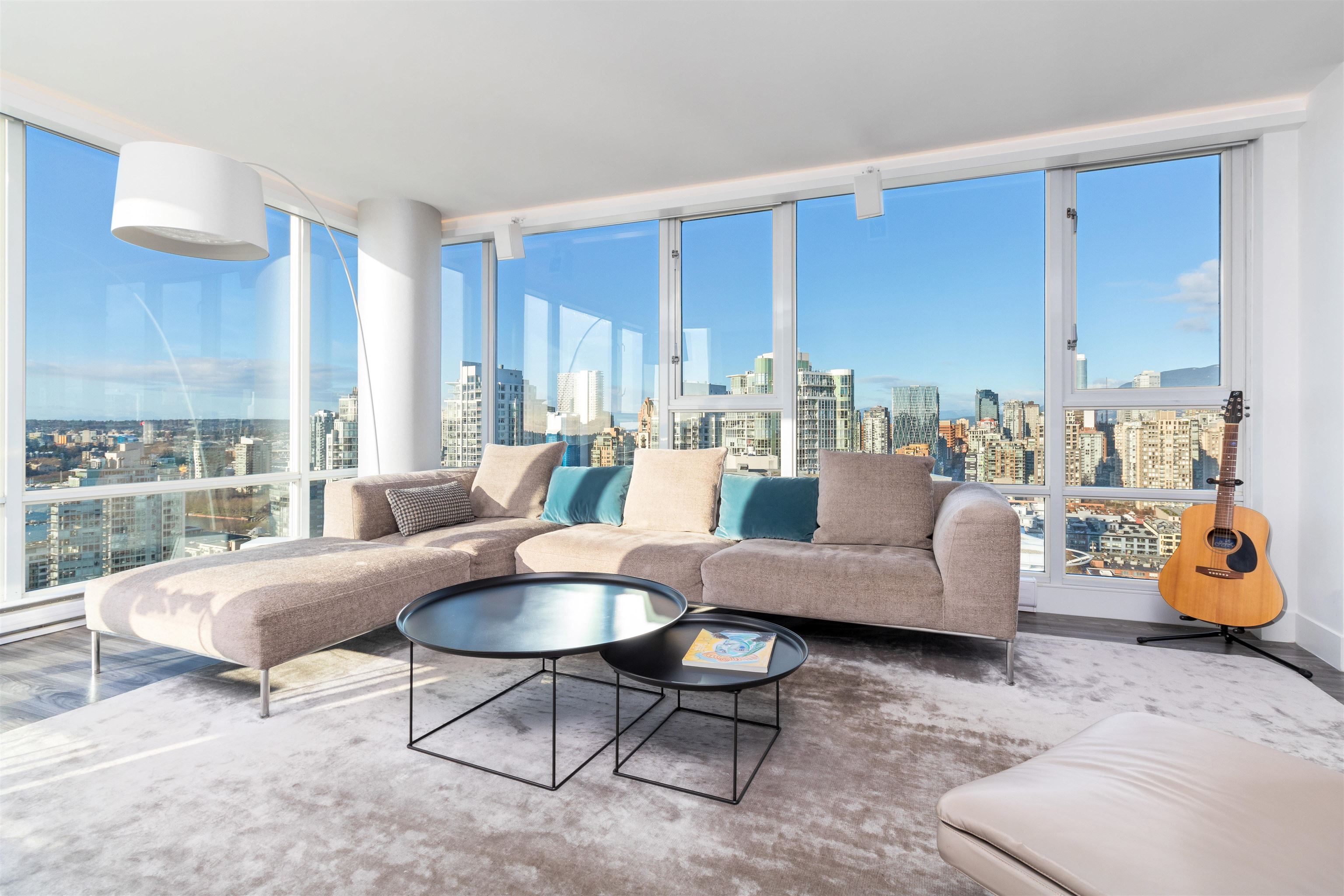 3307 1033 MARINASIDE CRESCENT Unit: 3307