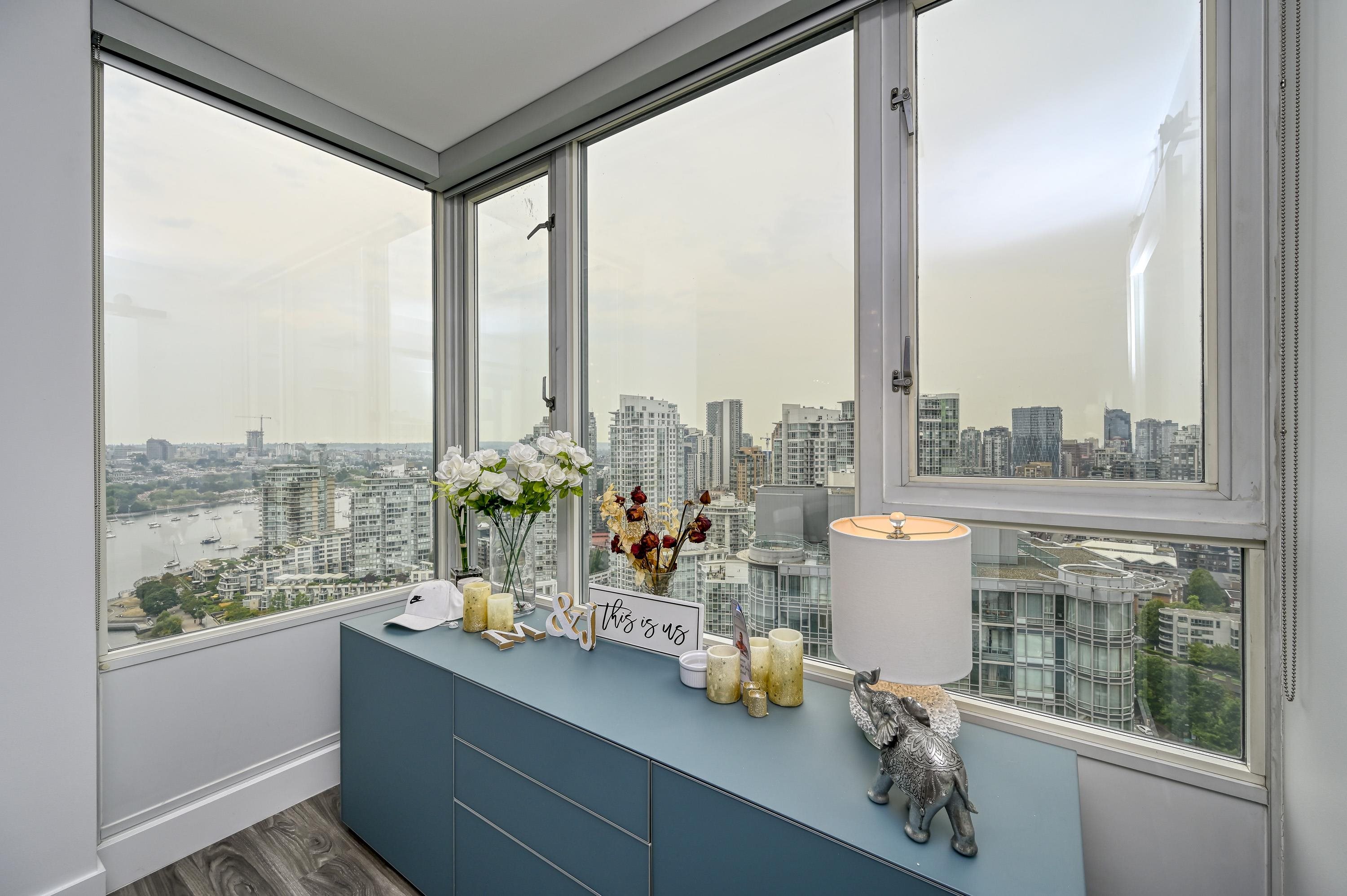 3307 1033 MARINASIDE CRESCENT Unit: 3307