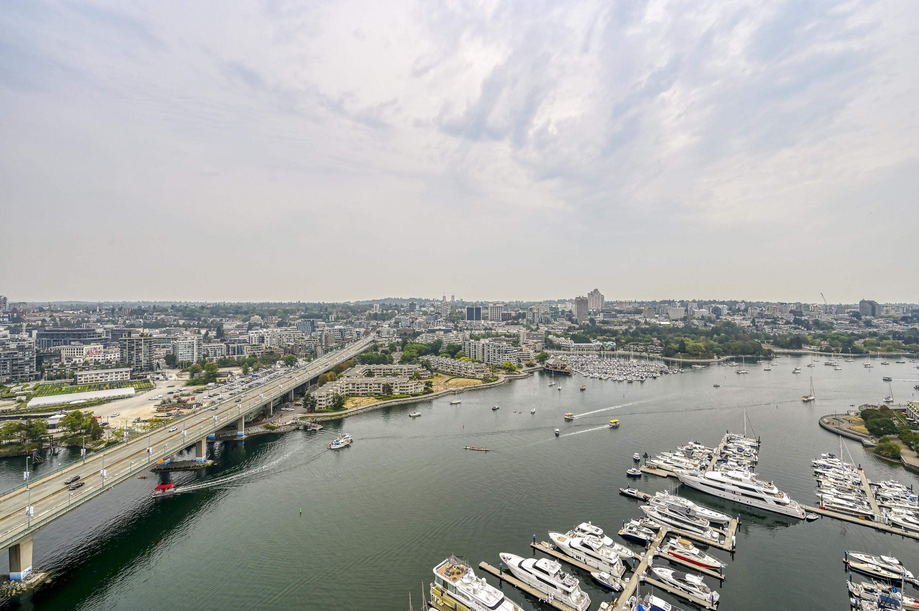 3307 1033 MARINASIDE CRESCENT Unit: 3307