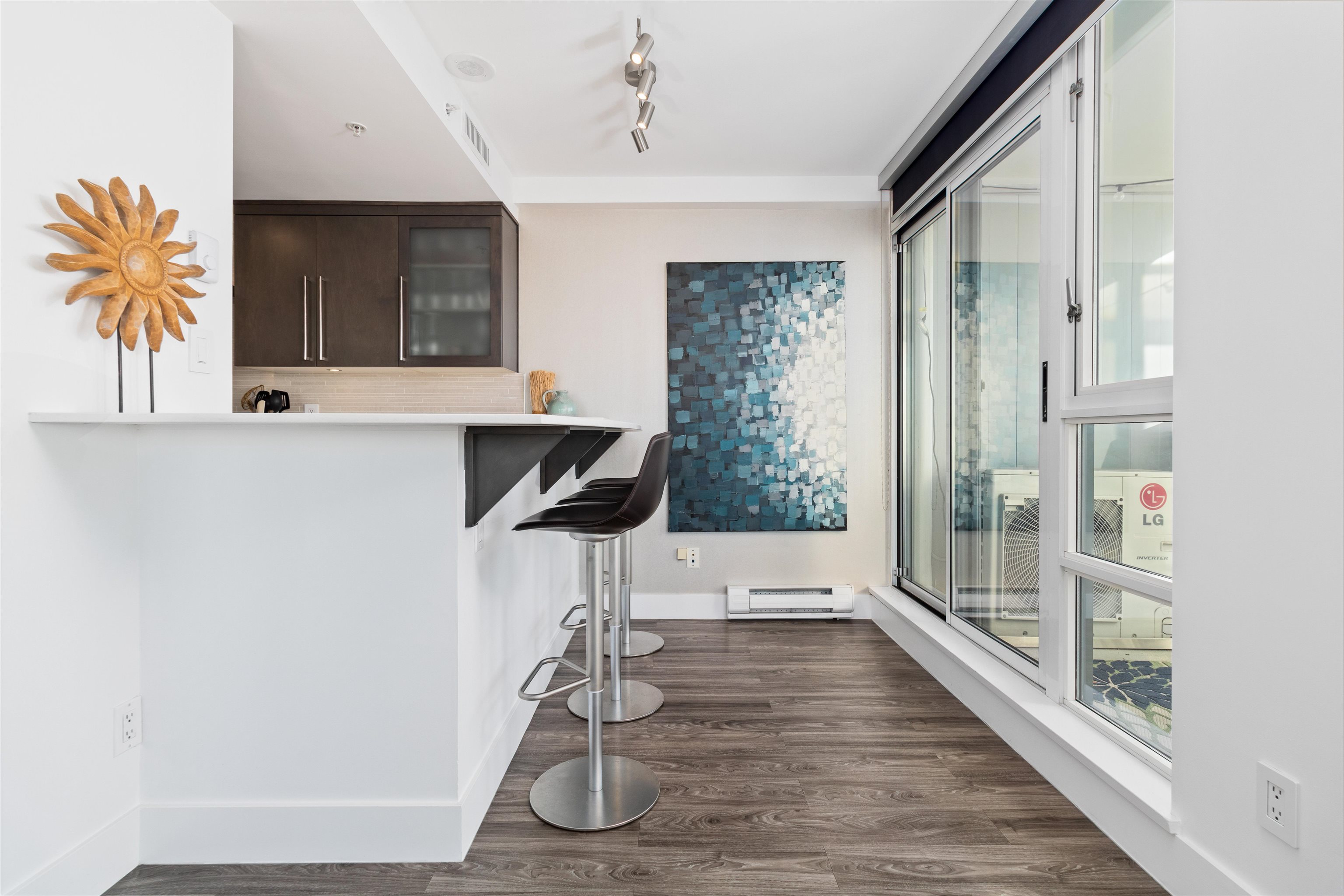 3307 1033 MARINASIDE CRESCENT Unit: 3307