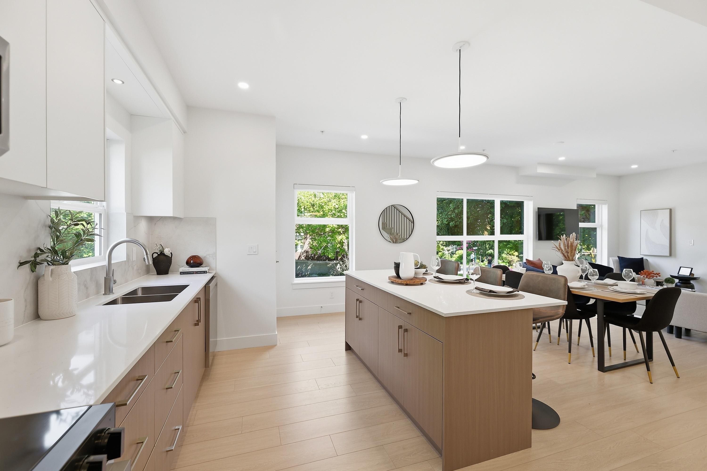 404 2427 MARY HILL ROAD Unit: 404