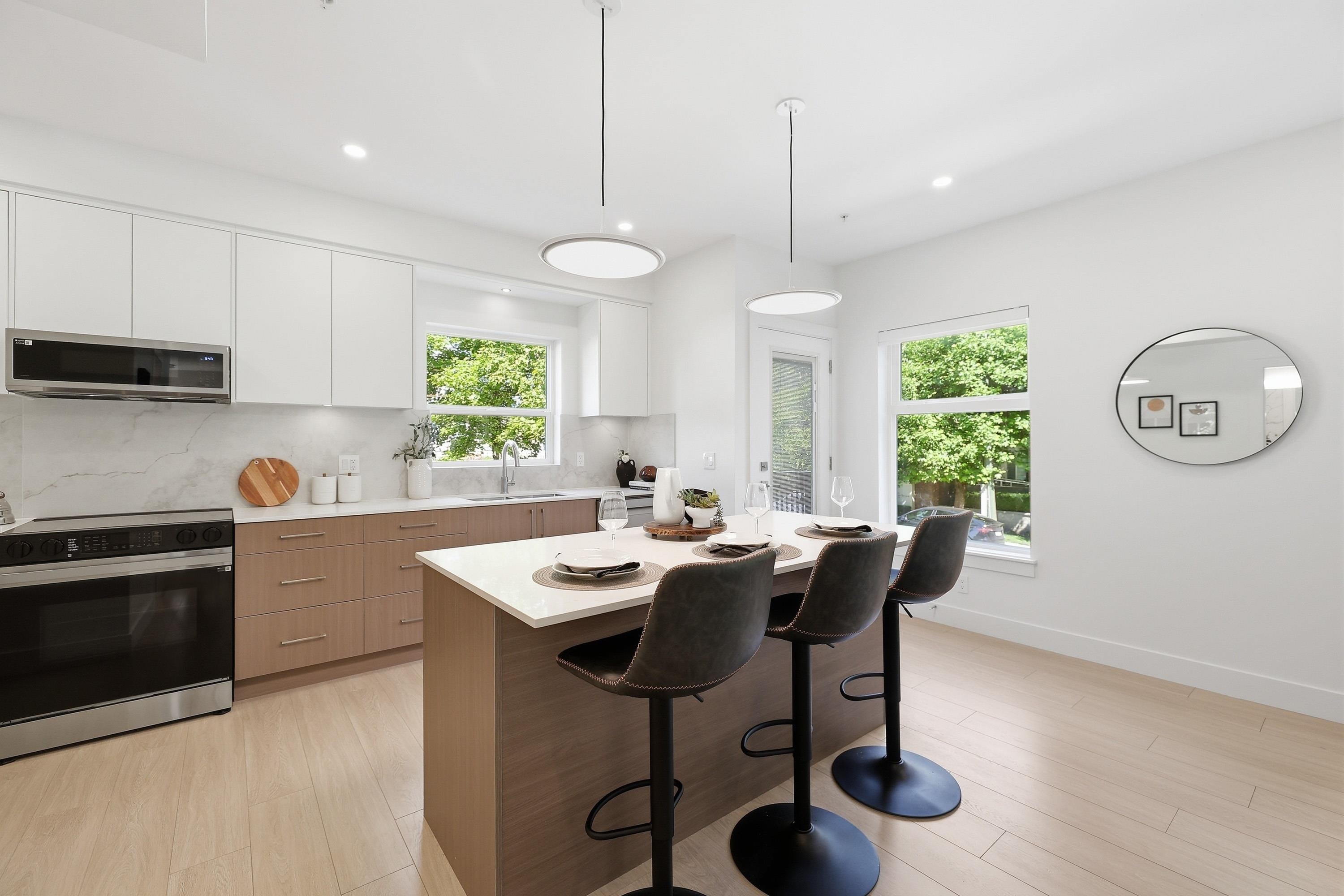 404 2427 MARY HILL ROAD Unit: 404