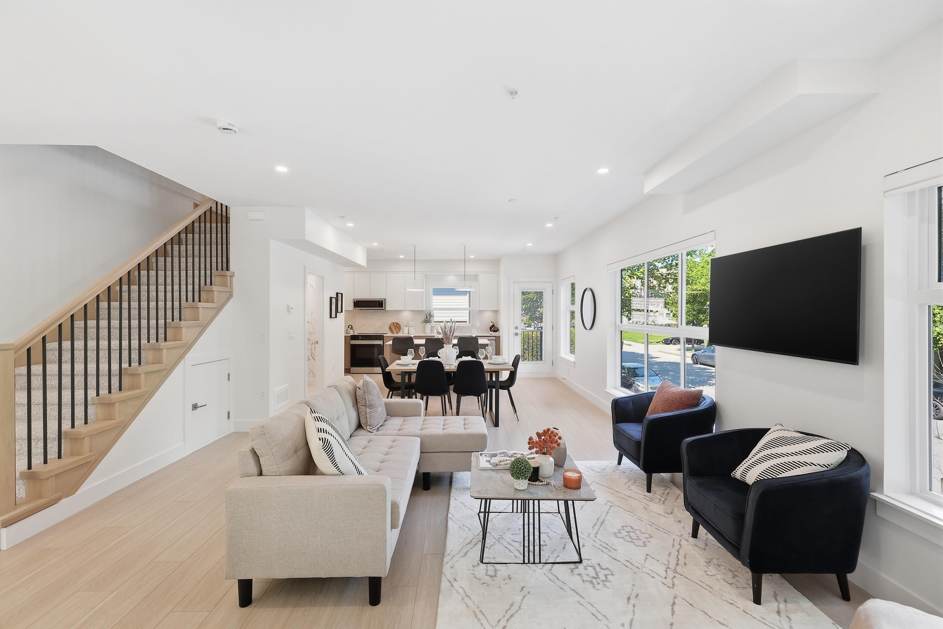 404 2427 MARY HILL ROAD Unit: 404