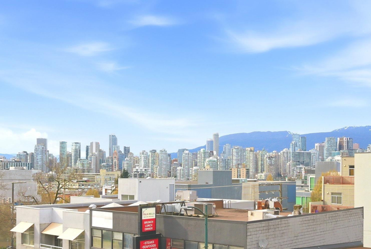 210 2515 ONTARIO STREET Unit: 210
