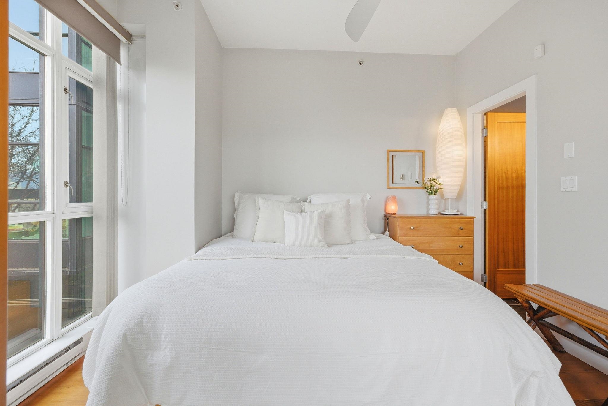 210 2515 ONTARIO STREET Unit: 210