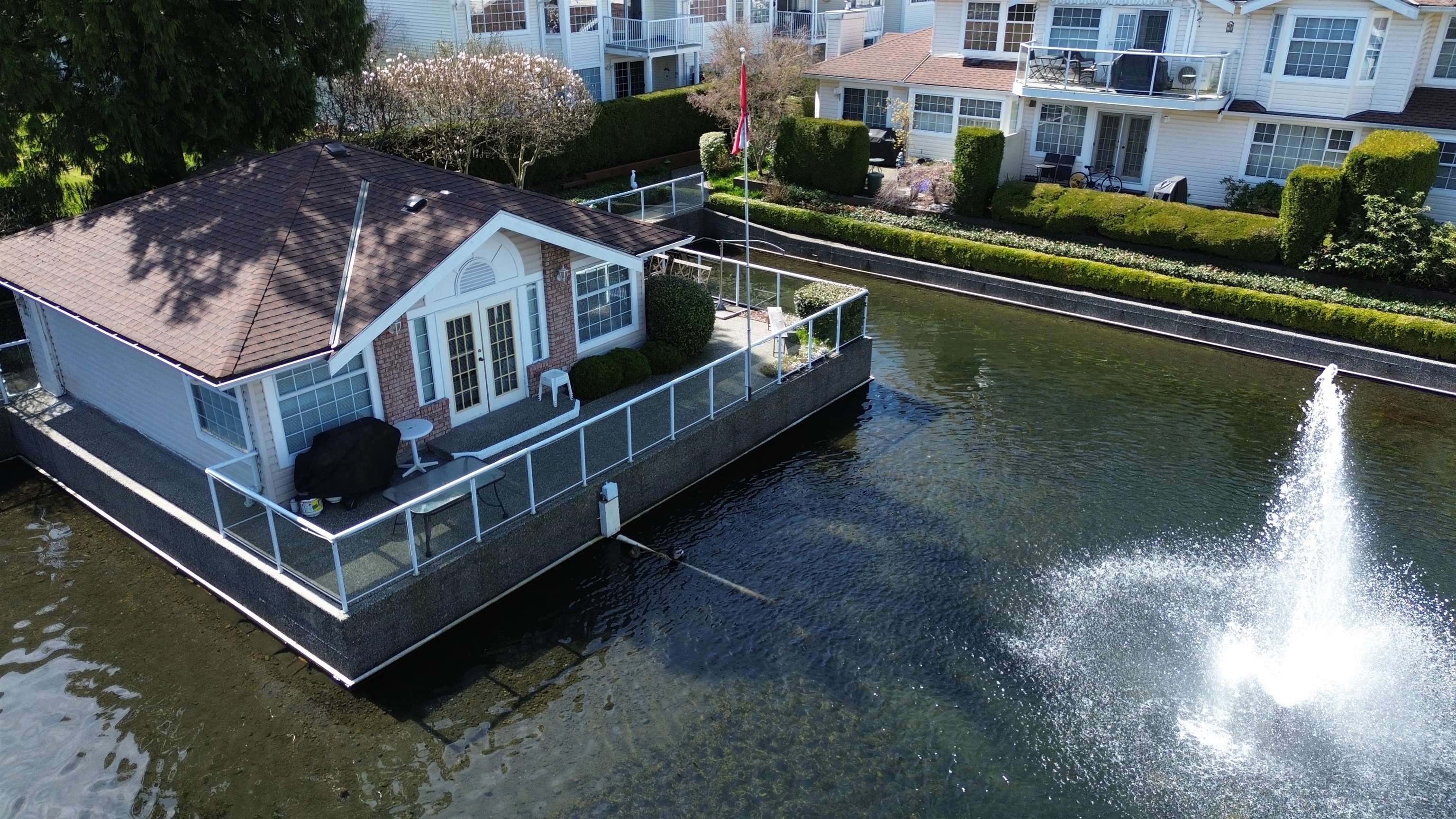19 9168 FLEETWOOD WAY Unit: 19