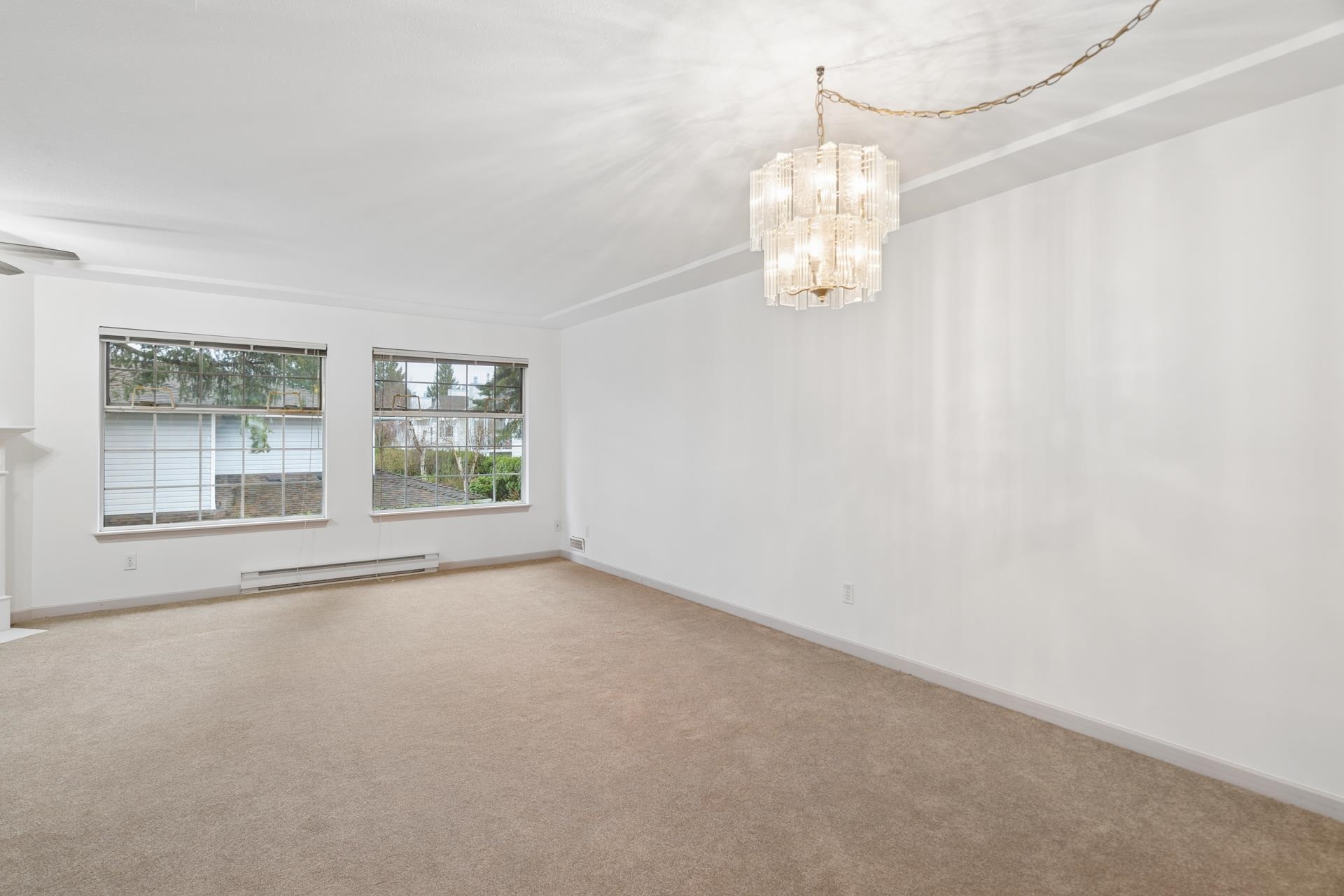 19 9168 FLEETWOOD WAY Unit: 19
