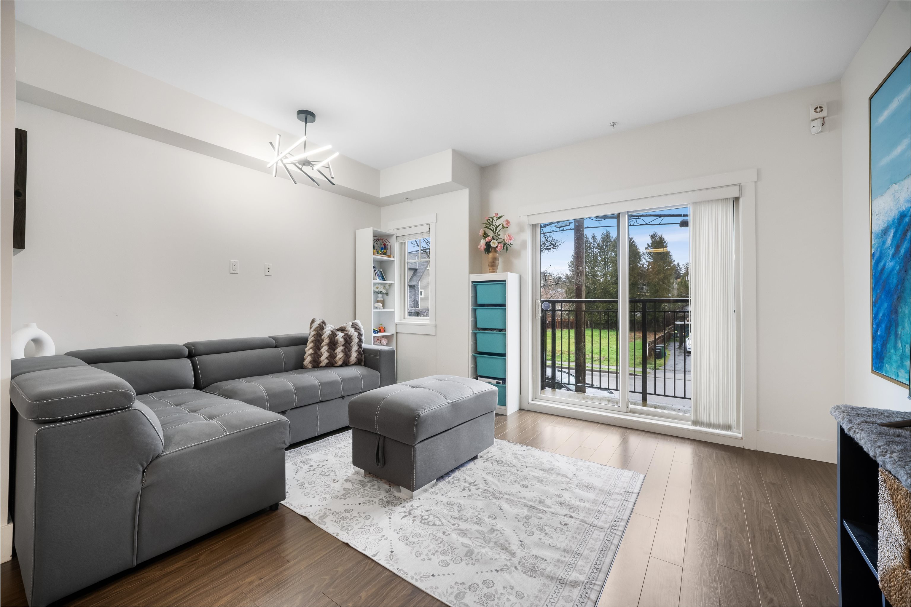 204 7168 STRIDE AVENUE Unit: 204