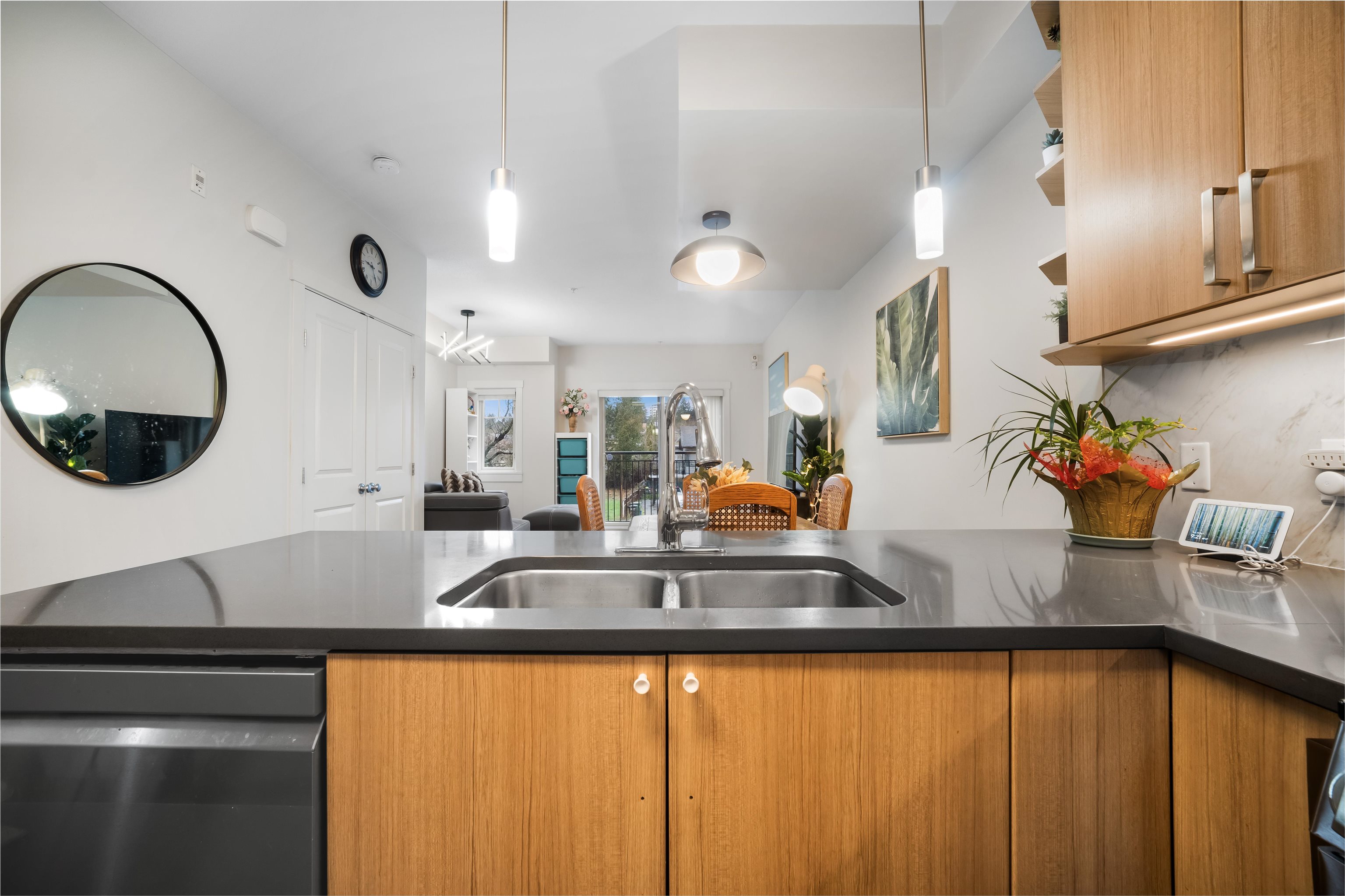 204 7168 STRIDE AVENUE Unit: 204