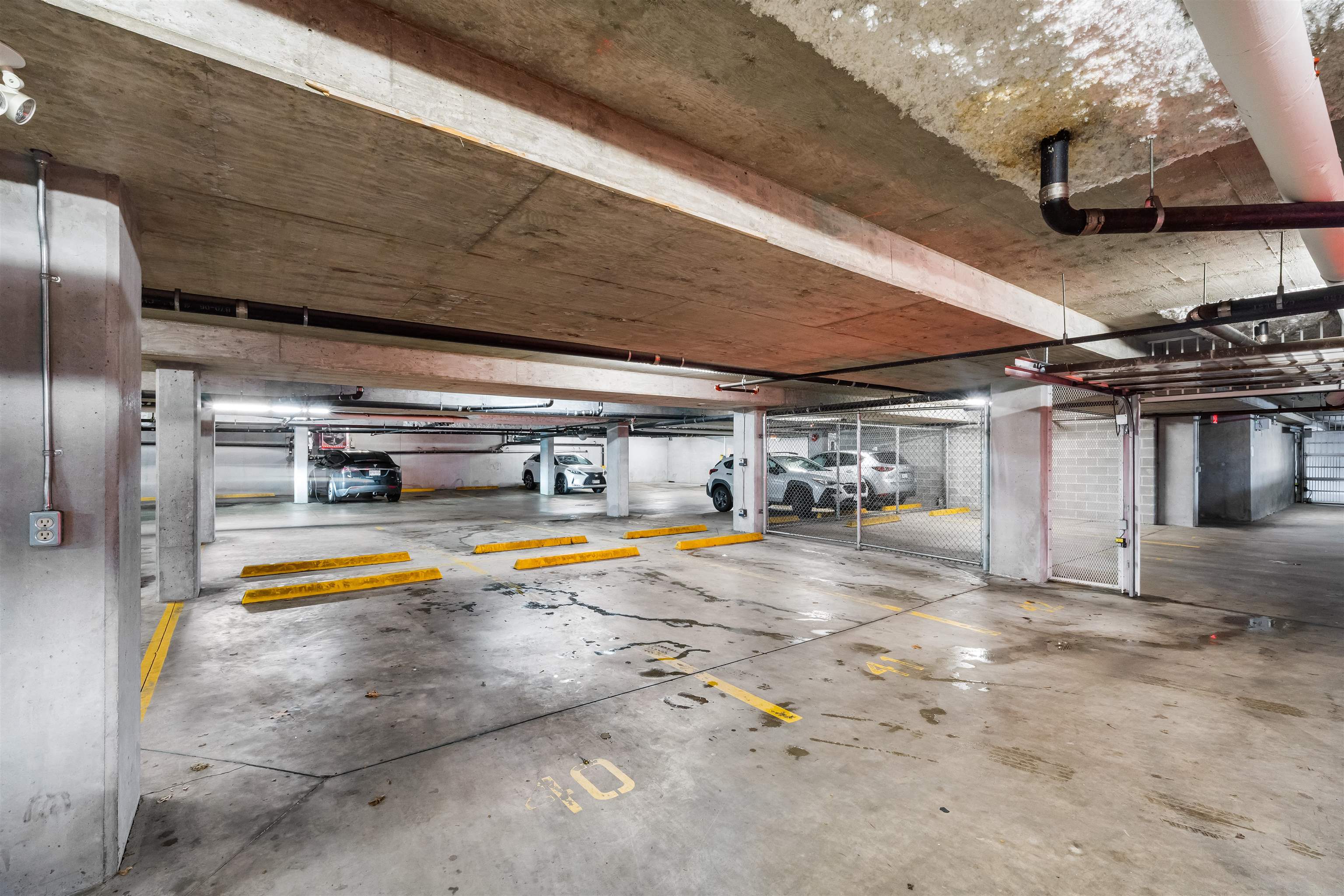 204 7168 STRIDE AVENUE Unit: 204